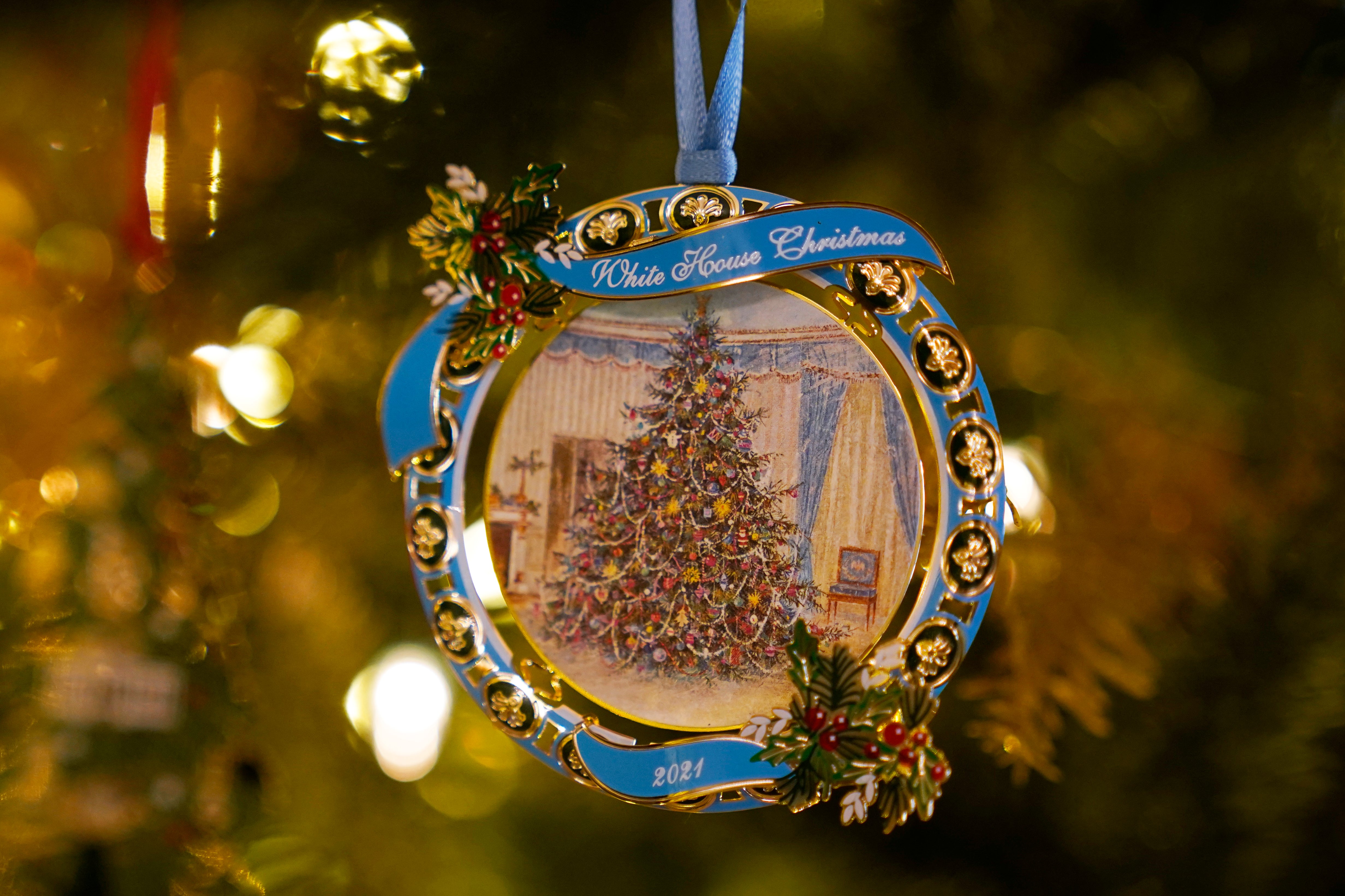 White House Christmas Ornament