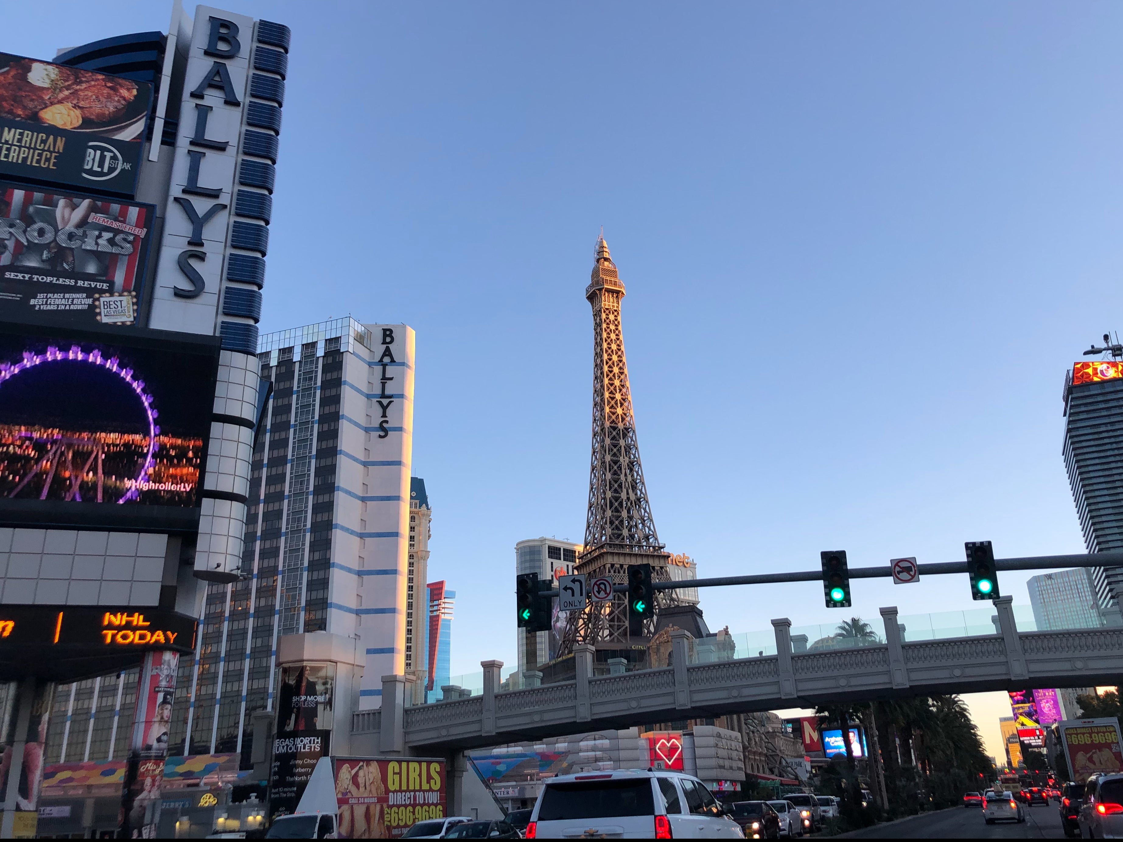 Test strip: Las Vegas Boulevard, leading to the airport