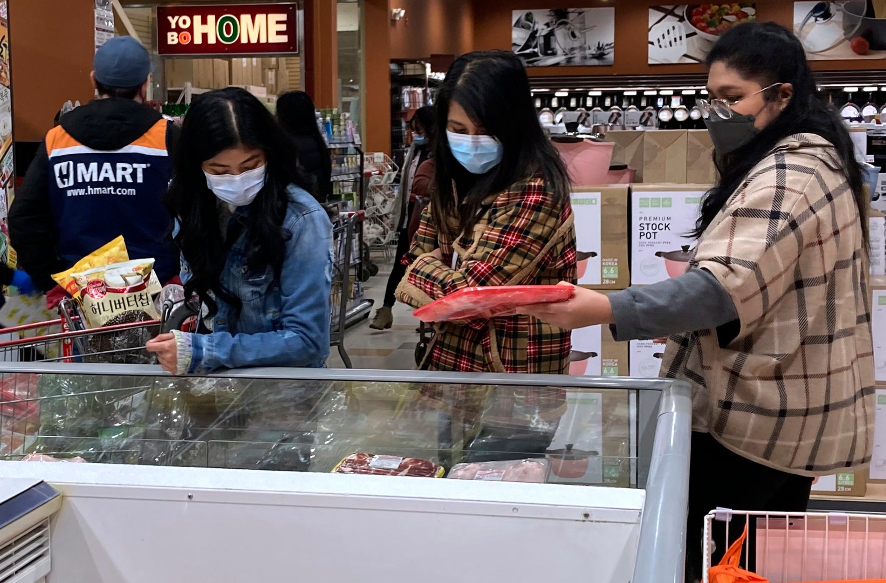 AP Poll-Workplace and Family