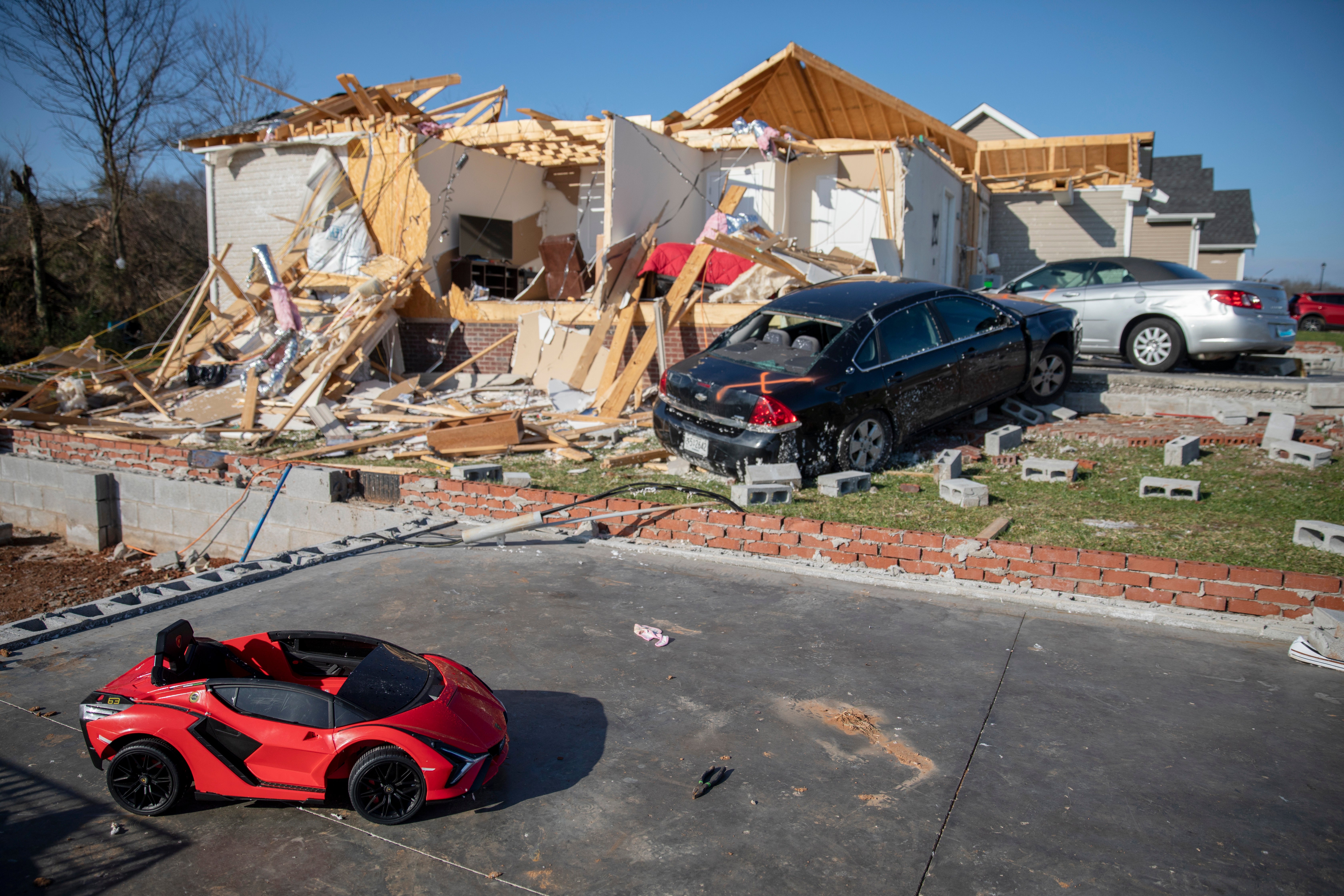 Midwest Tornadoes One Street