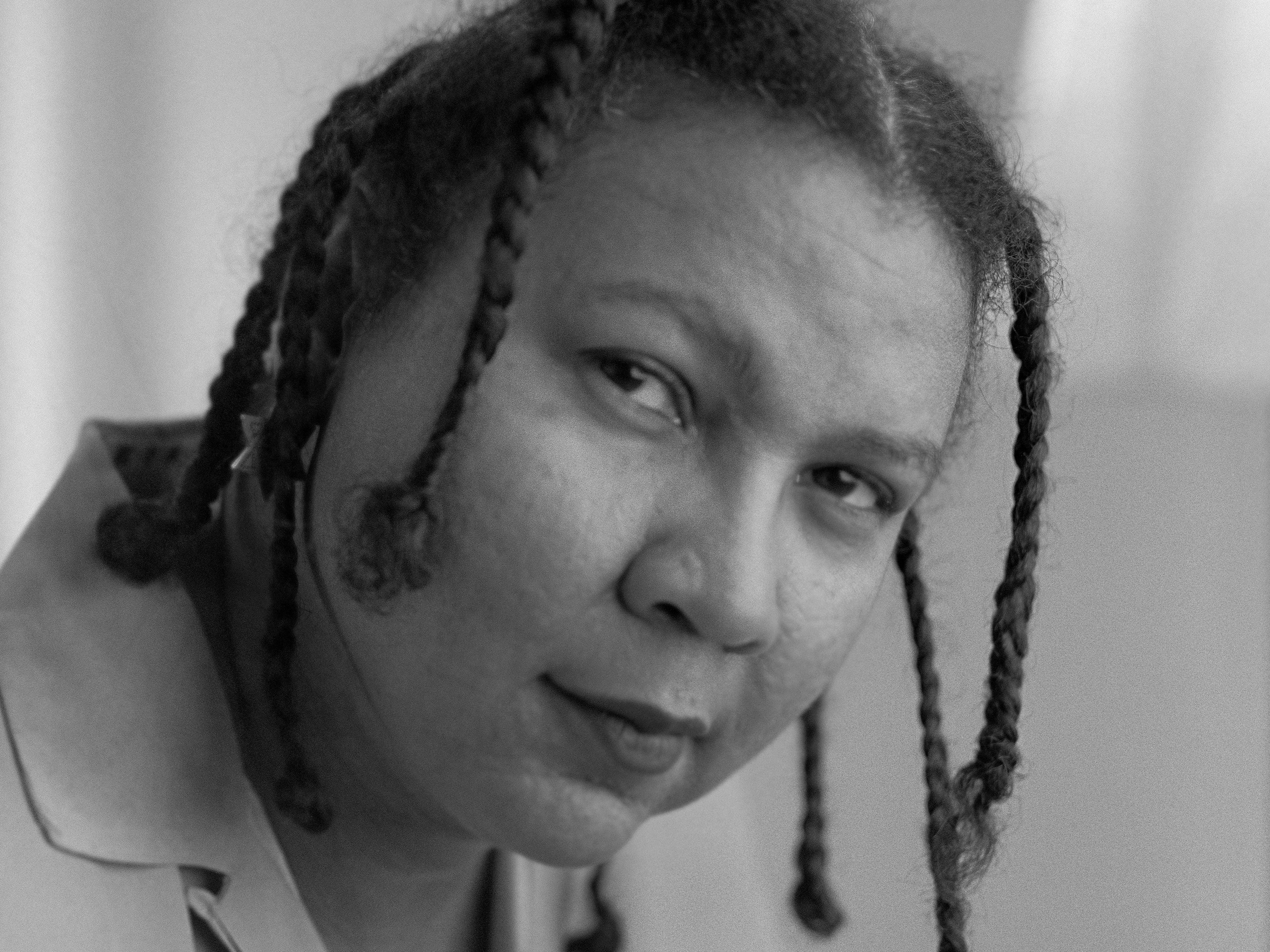 bell hooks adopted the pen name bell hooks in honour of her maternal grandmother, Bell Blair Hooks