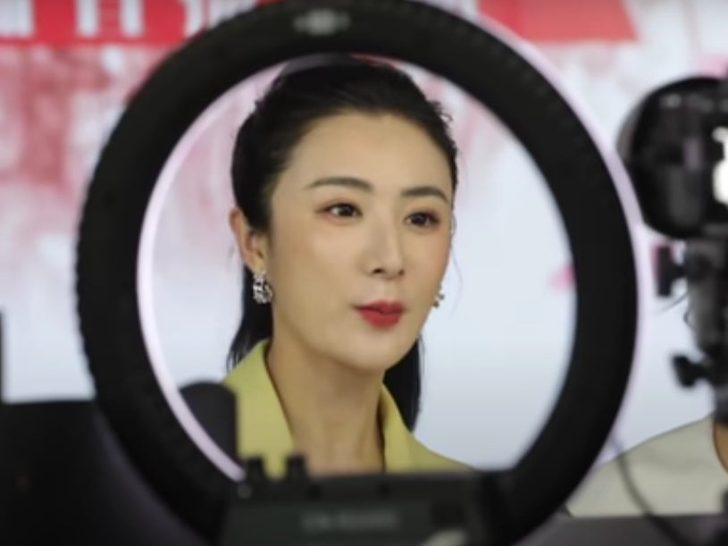 Huang Wei’s daily livestream attracts an audience in the tens of millions regularly