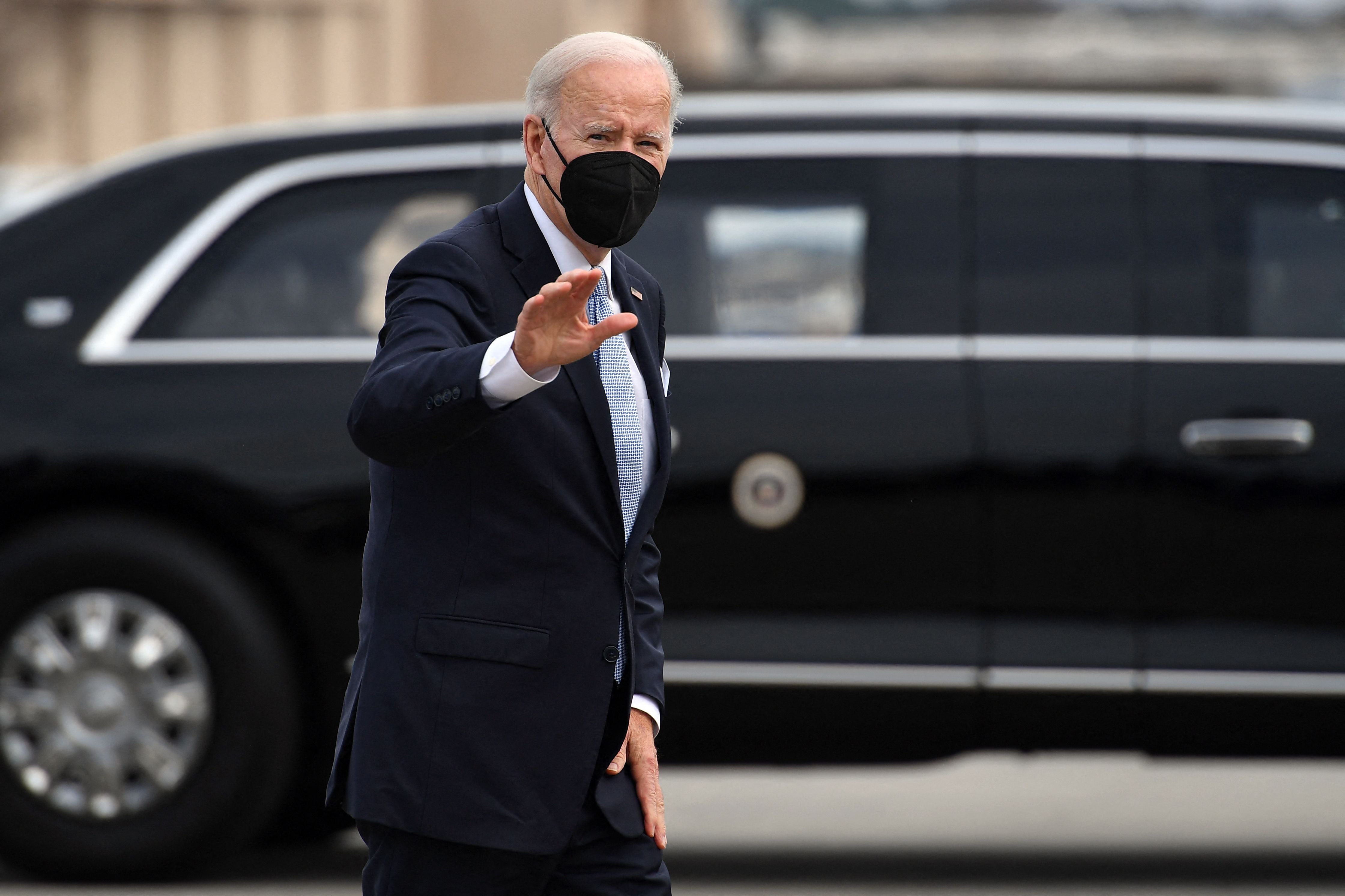 US President Joe Biden arrives to board Air Force One at Columbia Metropolitan Airport in West Columbia, South Carolina, on 17 December 2021