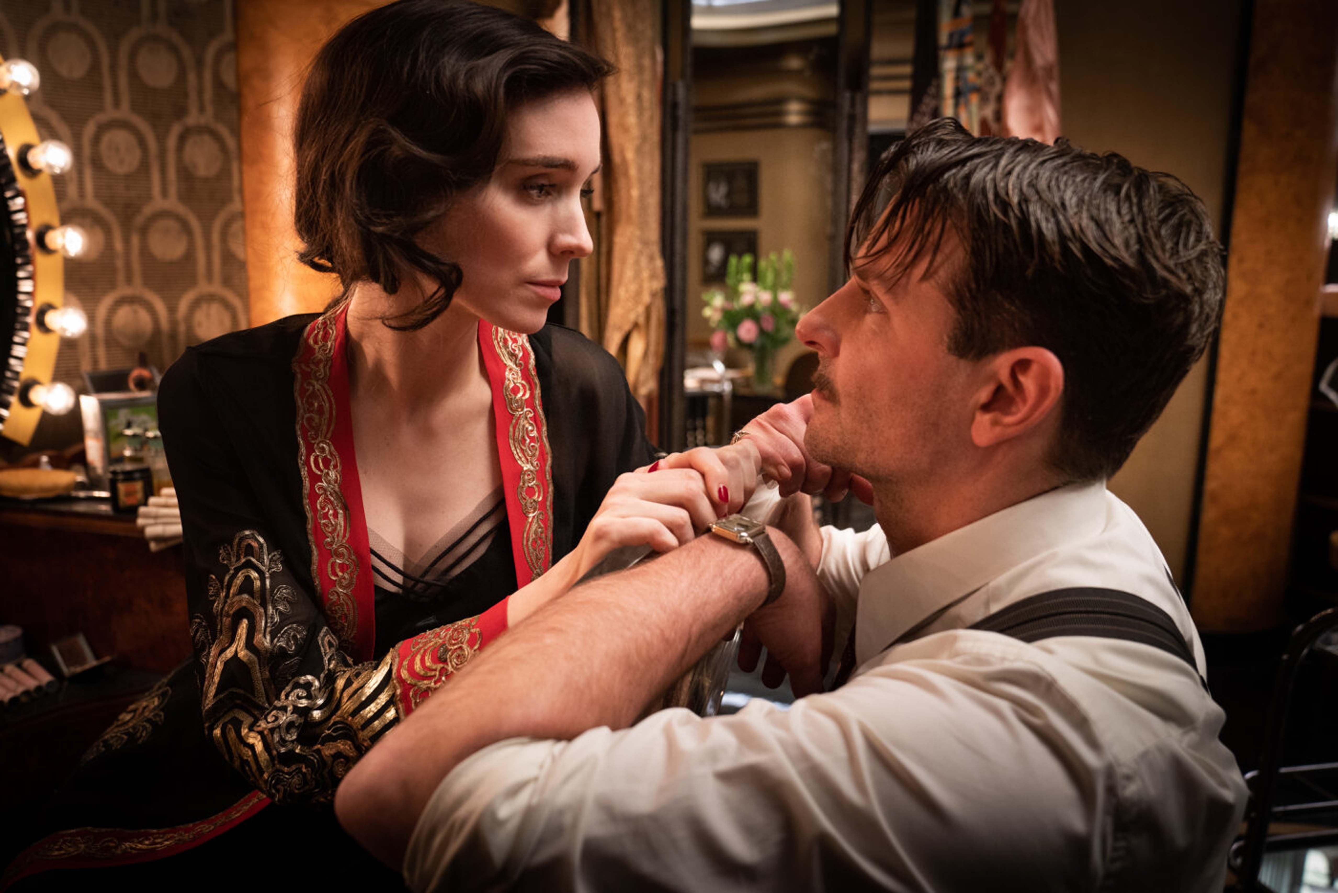 Rooney Mara and Bradley Cooper in neo-noir ‘Nightmare Alley’