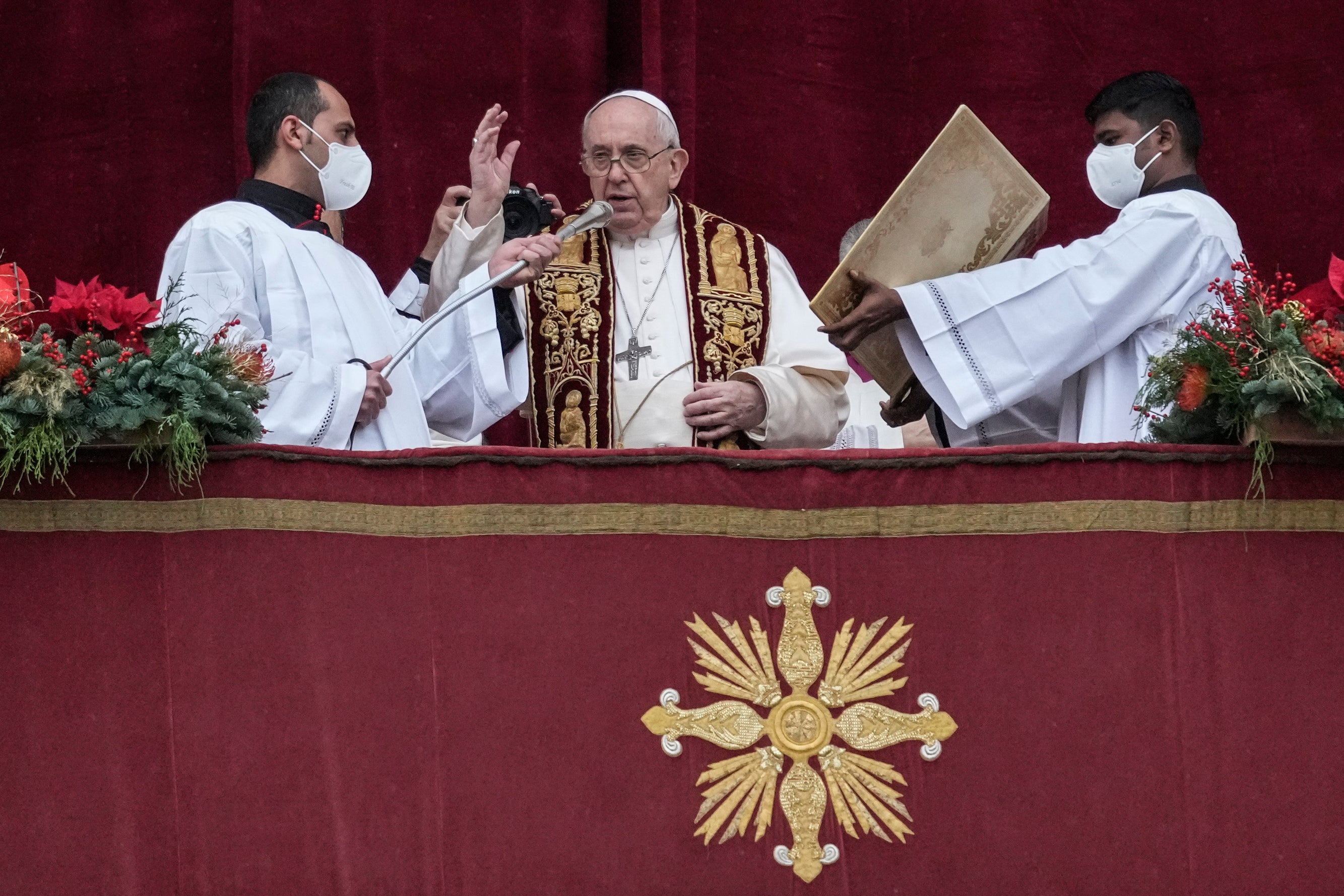 APTOPIX Vatican Pope Christmas