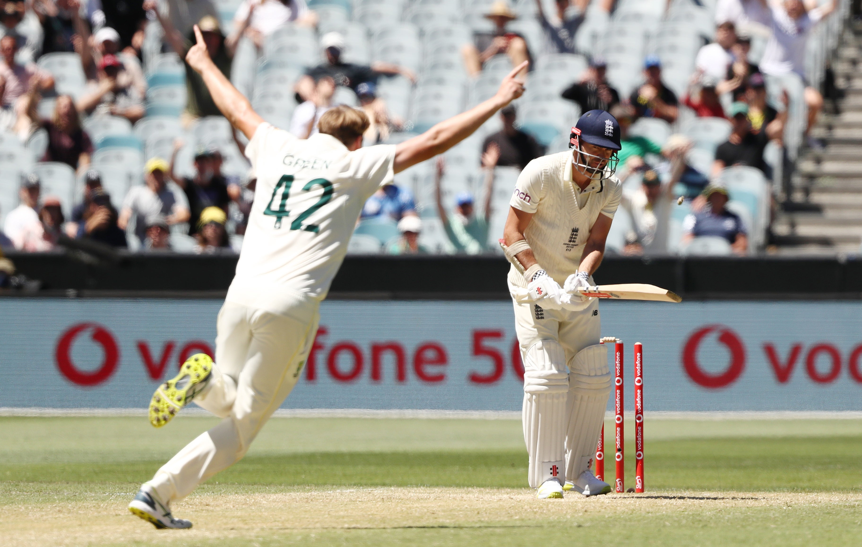 Cameron Green seals the Ashes urn by bowling James Anderson