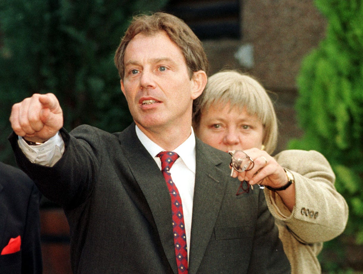 Prime Minister Tony Blair and Northern Ireland Secretary Mo Mowlam (Tim Ockenden/PA)