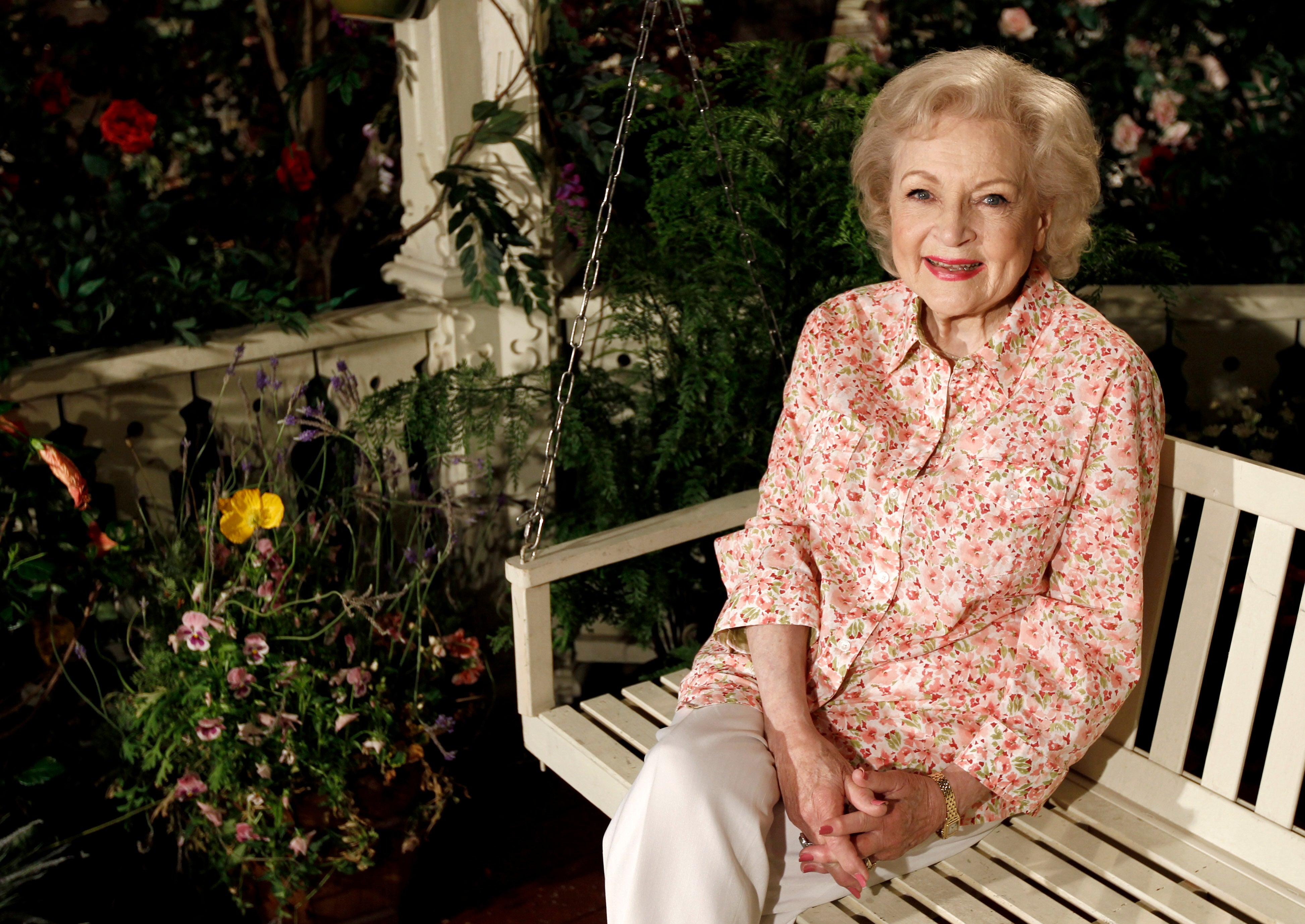 Star of shows like ‘Golden Girls’ and ‘Hot in Cleveland’, Hollywood icon Betty White died on 31 December 202