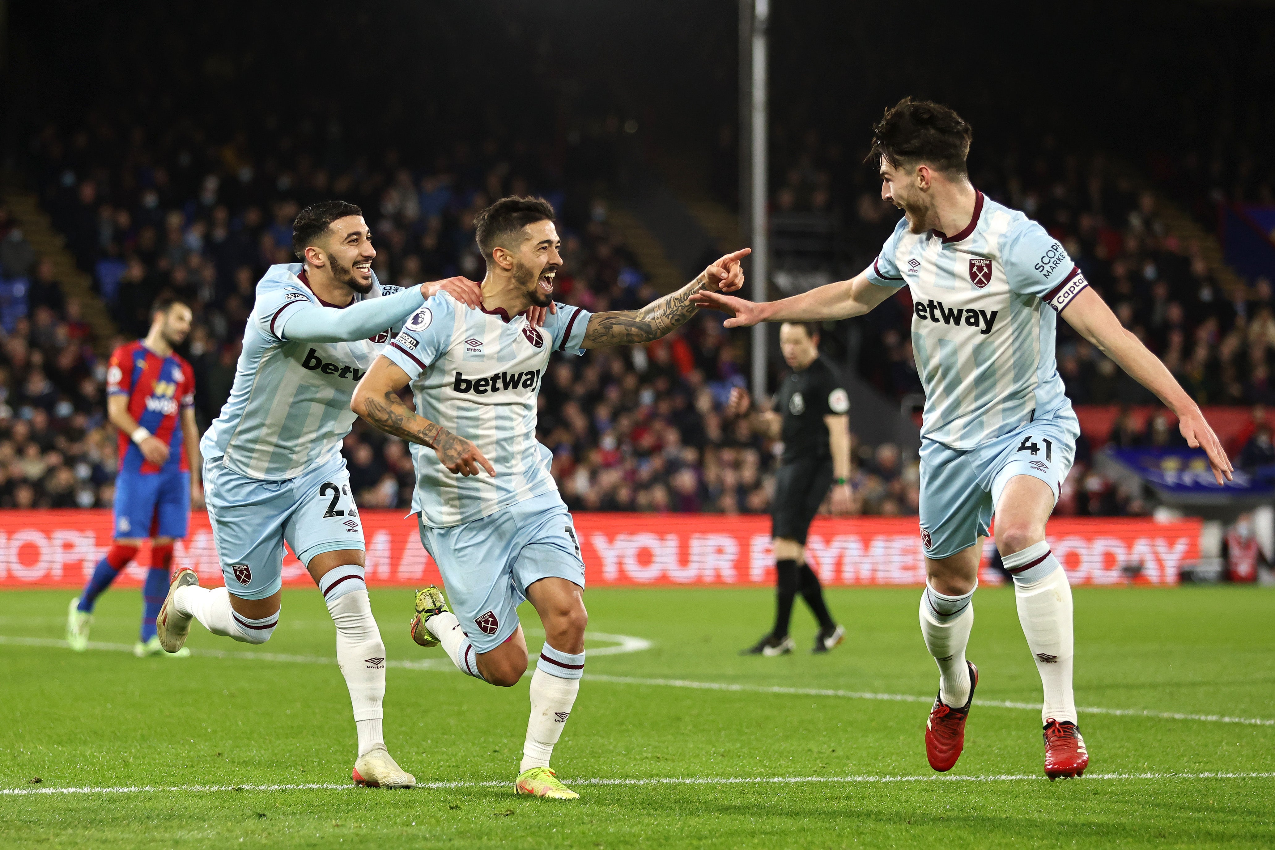 Manuel Lanzini scored a sensational goal to put West Ham two goals in front