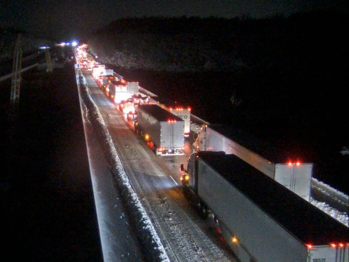 I-95 crash: Drivers stuck on Virginia highway for more than 15 hours amid snowstorm chaos