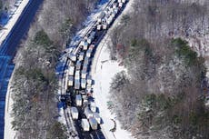 Good deeds on I-95: Motorists stranded by snowstorm band together during freezing ordeal