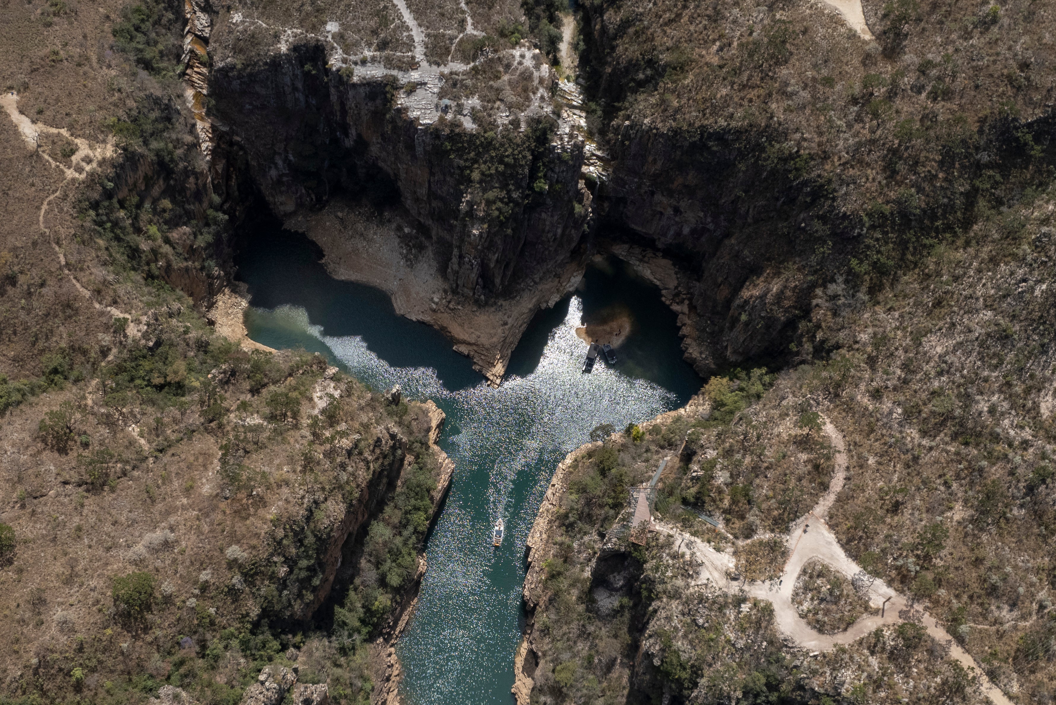 Brazil Deadly Cliff Collapse