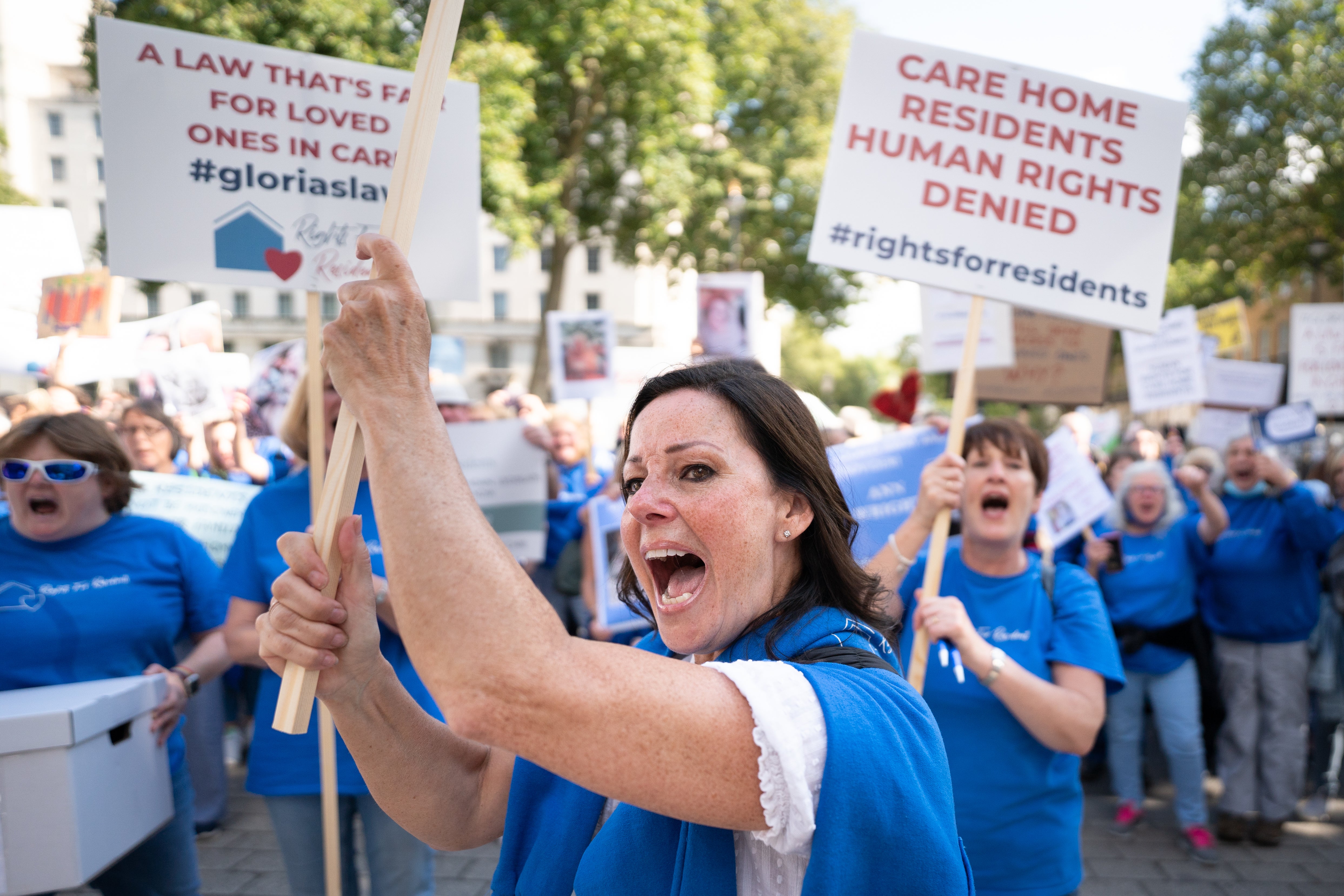 Ruthie Henshall joins members of Rights For Residents to hand in a petition at 10 Downing Street, London. to protest about the inequality, discrimination and abuse of human rights of those in care (Stefan Rousseau/PA)