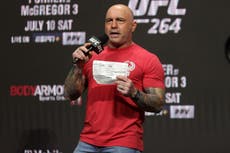  Joe Rogan: 270 scientists write letter demanding Spotify address misinformation after anti-vax podcast episode