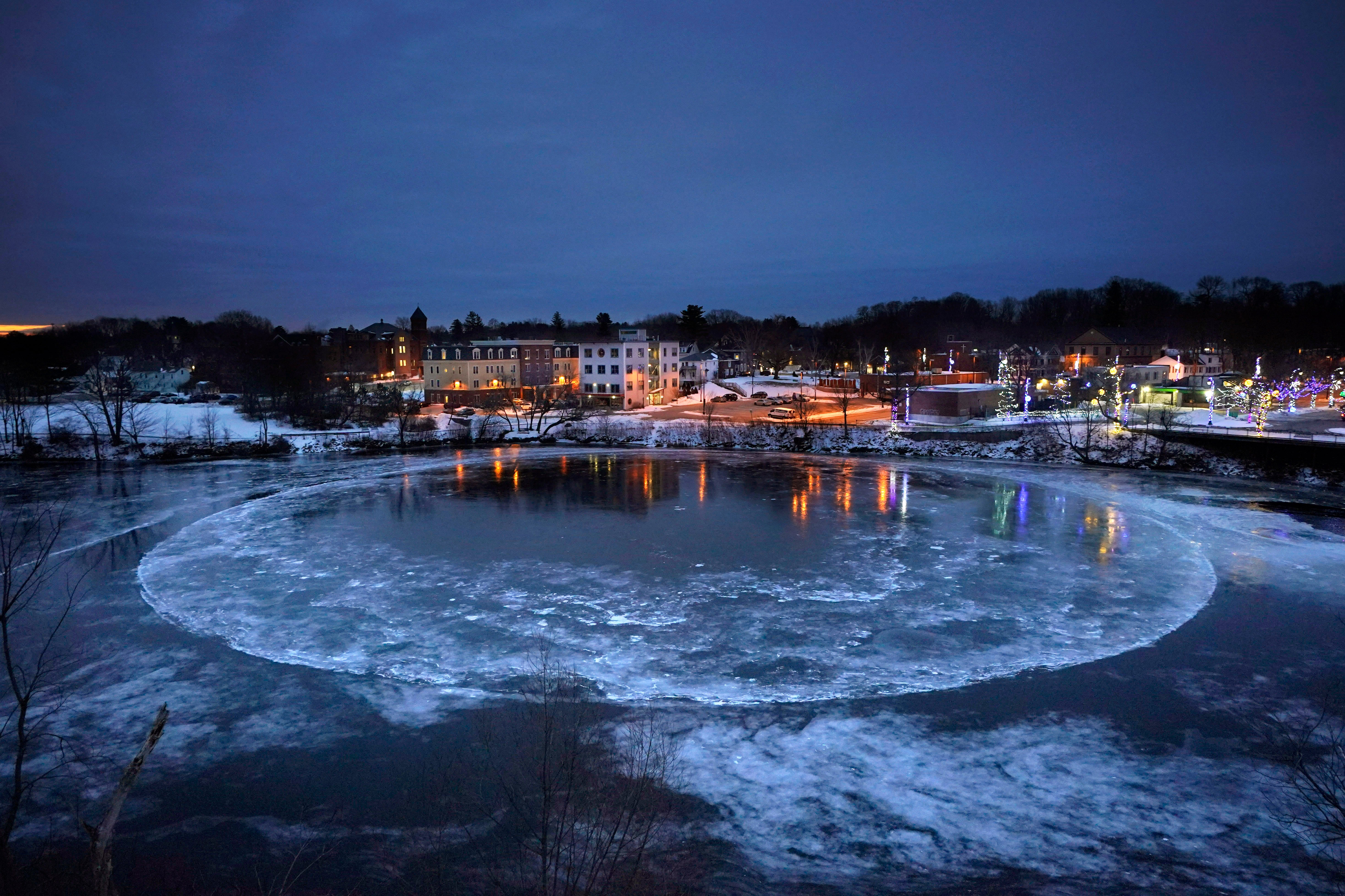 APTOPIX Ice Disk Maine