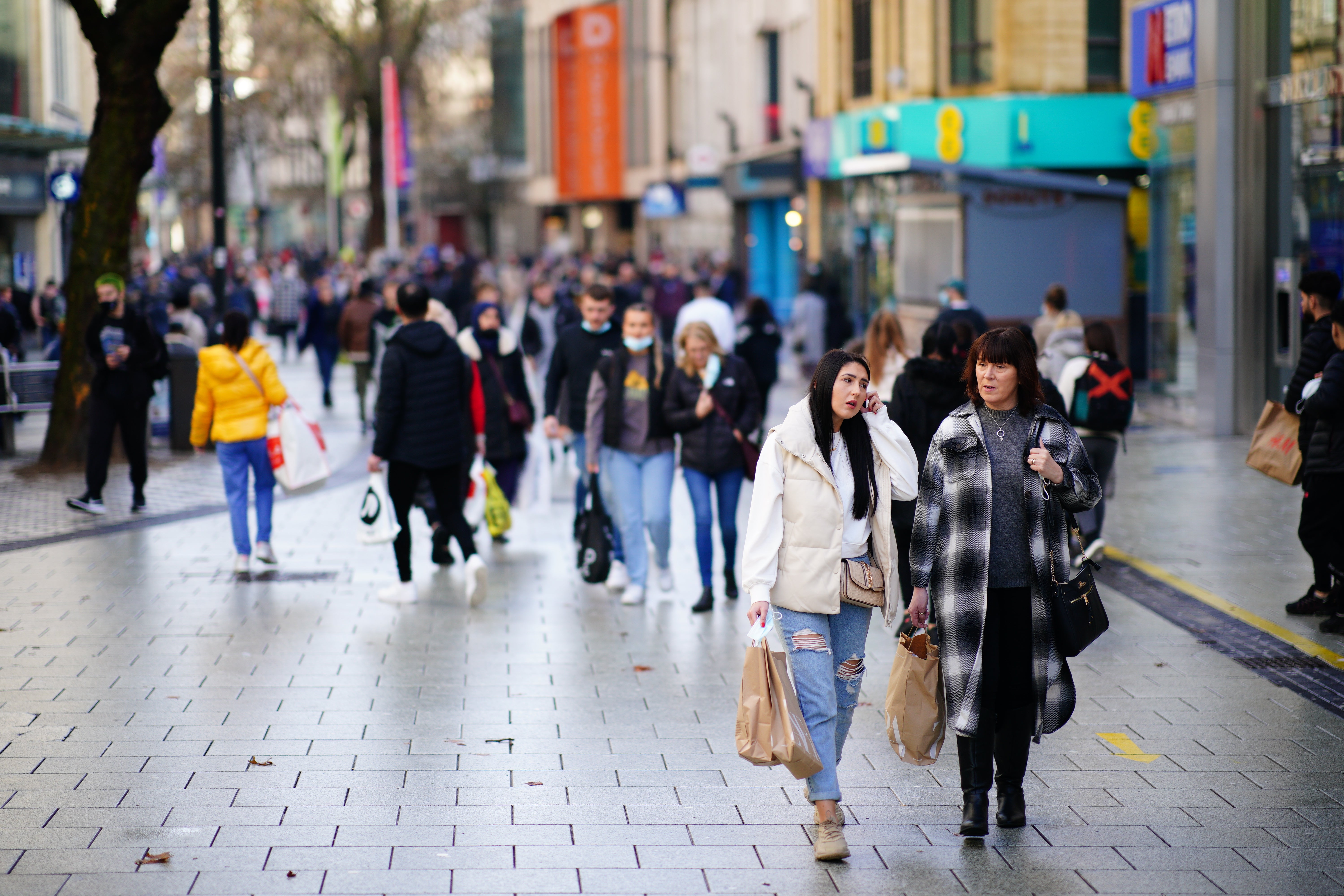 Rishi Sunak says the return to pre-pandemic levels is ‘a testament to the grit and determination of the British people’