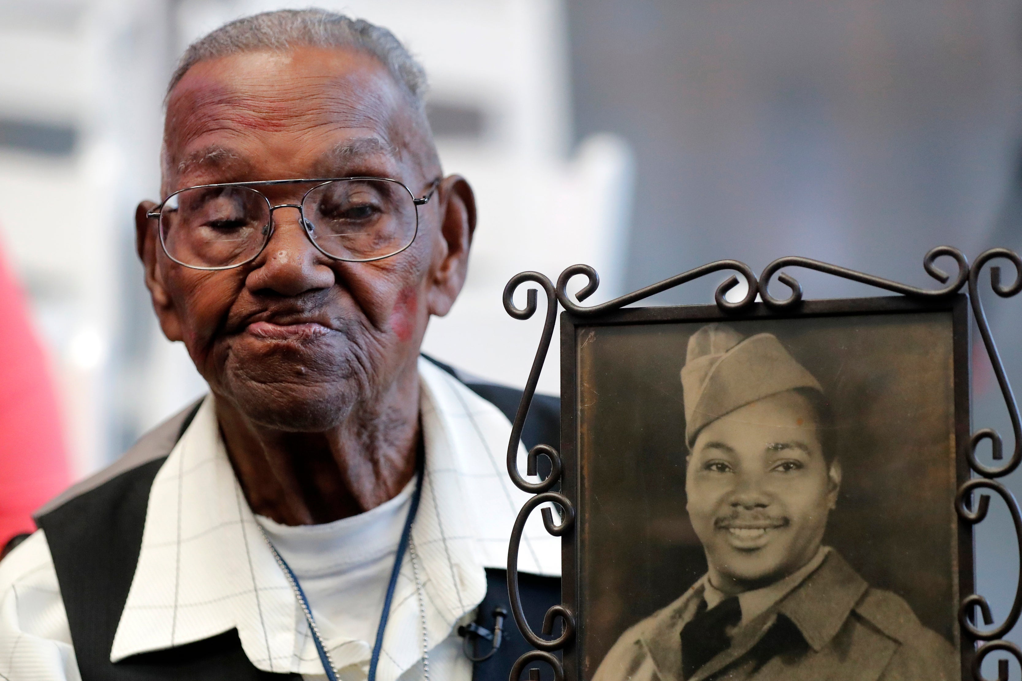 Oldest WWII Veteran-Memorial