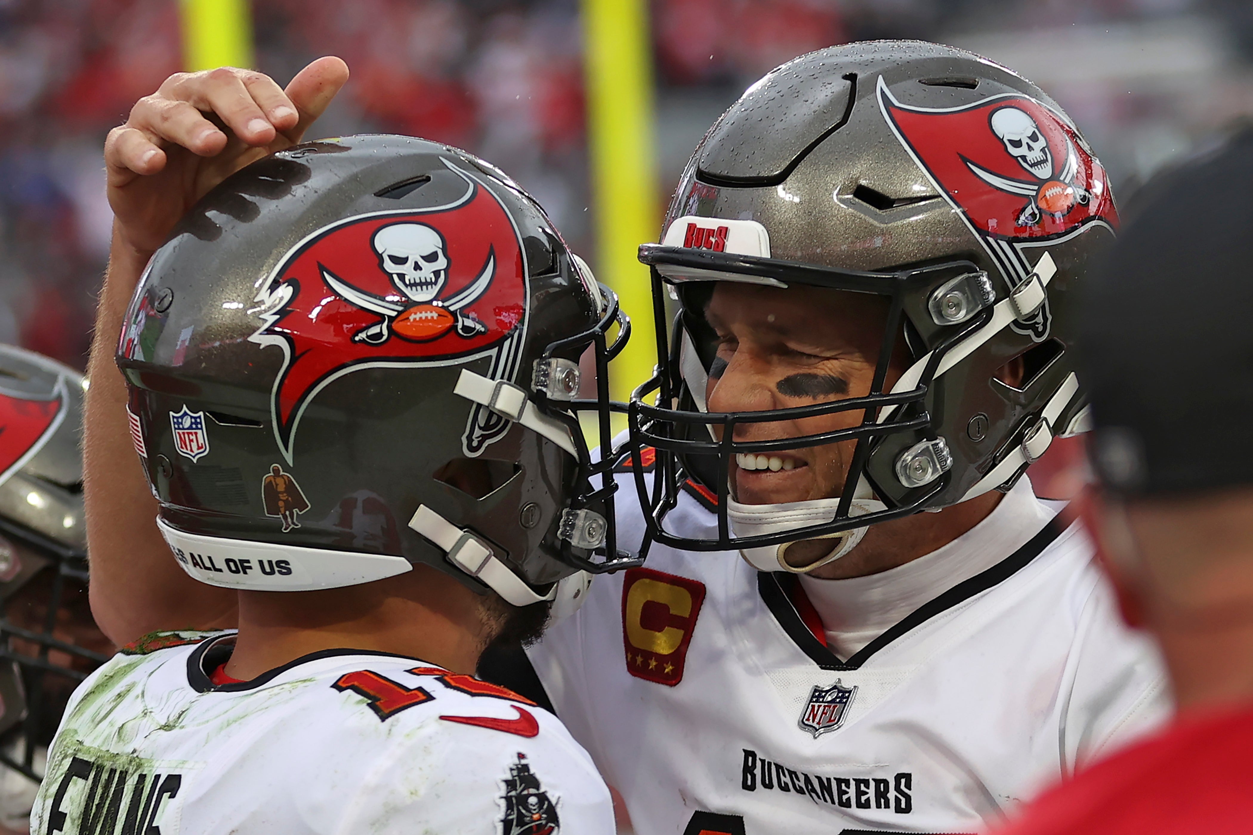 Tom Brady, right, celebrates with wide receiver Mike Evans after Evans caught a touchdown pass against the Philadelphia Eagles (Mark LoMoglio/AP)