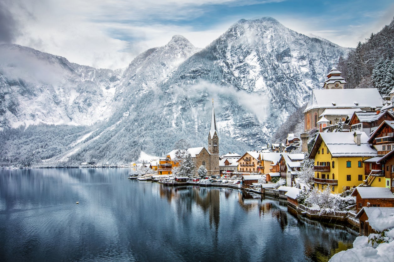 The picturesque Austrian village of Hallstatt is a popular day trip in winter