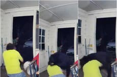 Florida man fights off bear in dramatic video