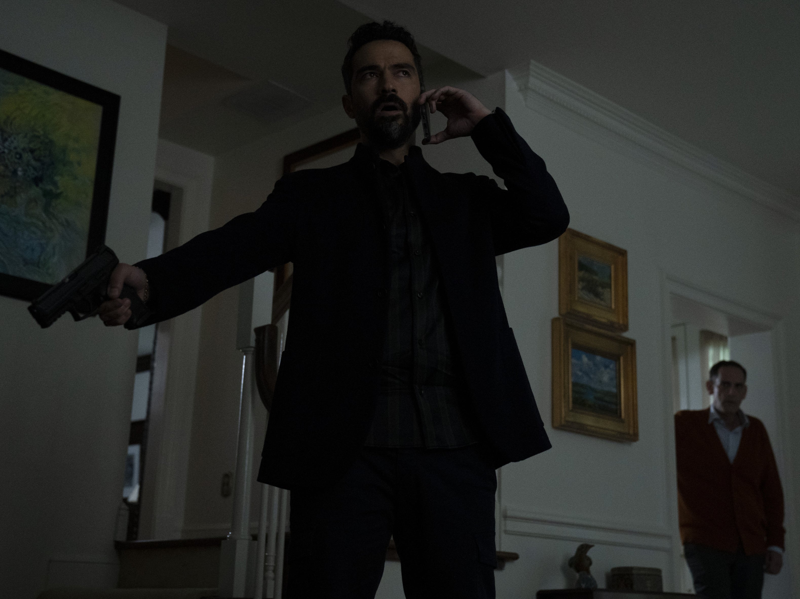 Alfonso Herrera as Javi, Damian Young as Jim Rattelsdorf in episode 407 of Ozark