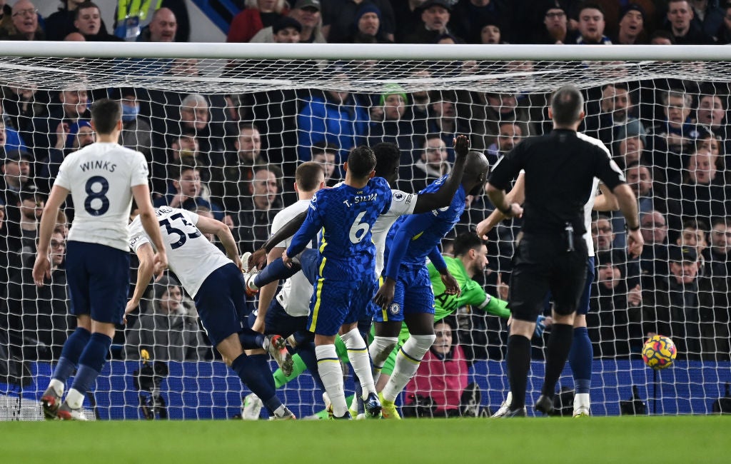 Lloris could do nothing to stop Silva’s header as Chelsea doubled their lead