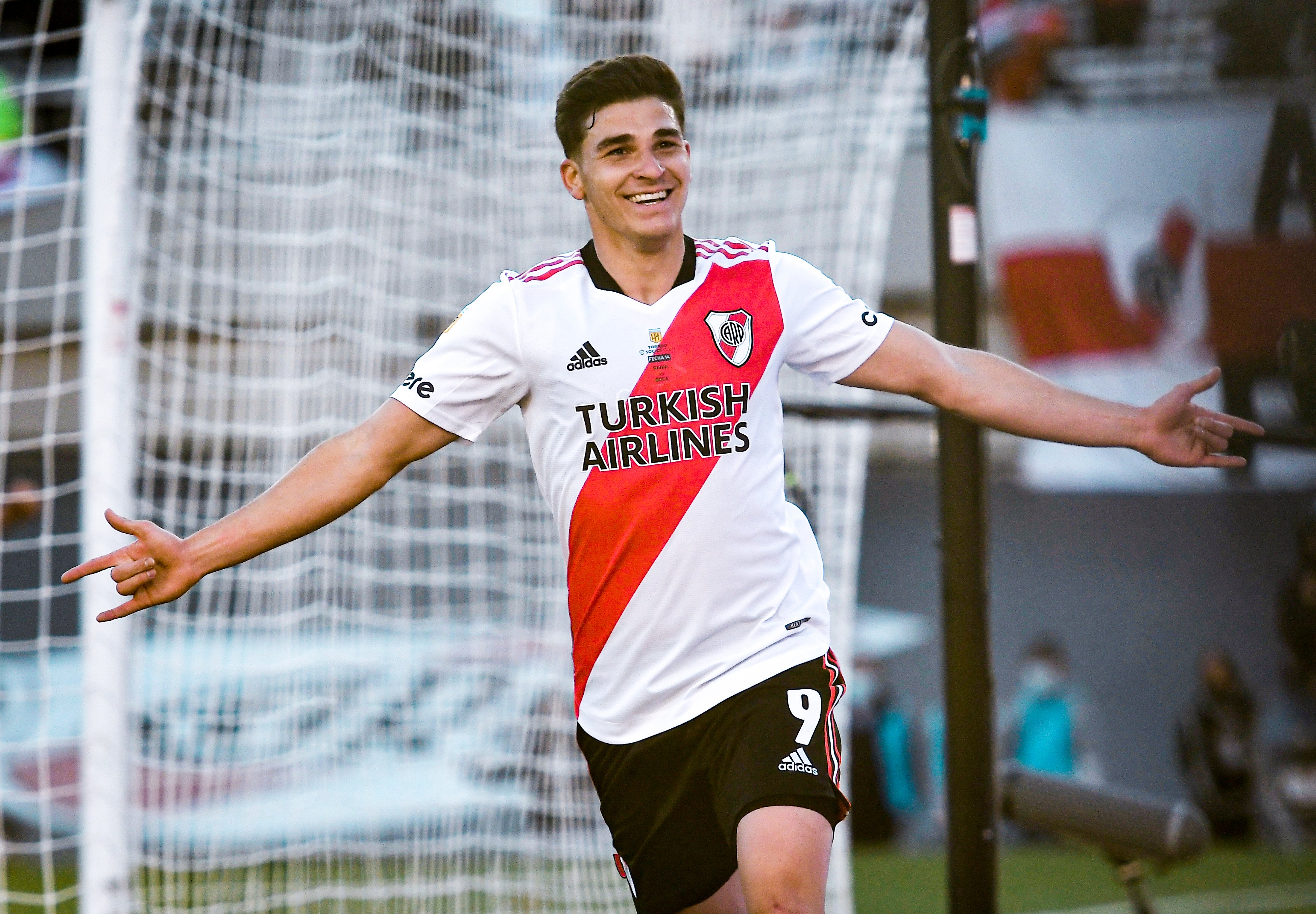 Julian Alvarez has been loaned back to River Plate