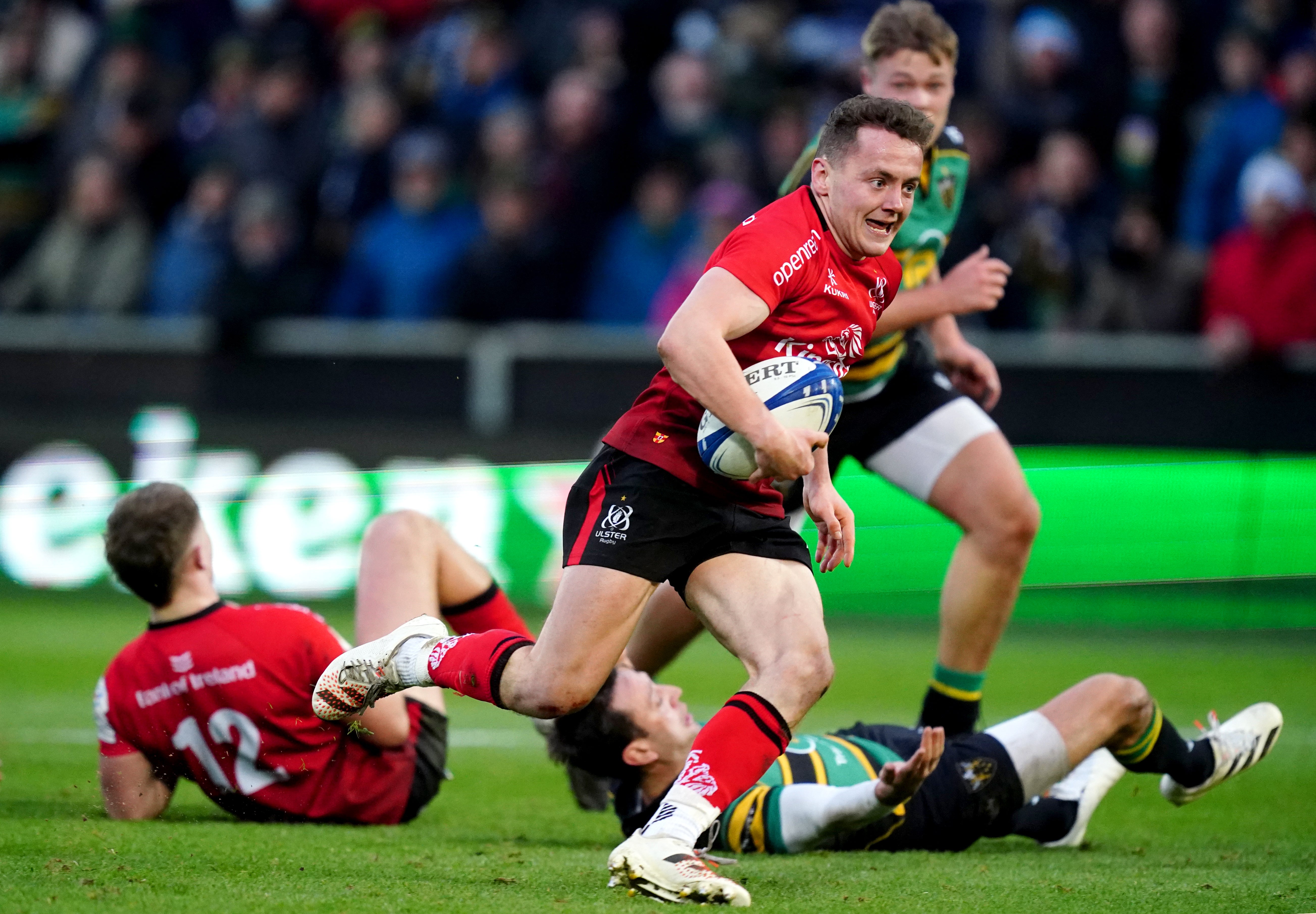 Michael Lowry in try-scoring action for Ulster (David Davies/PA)