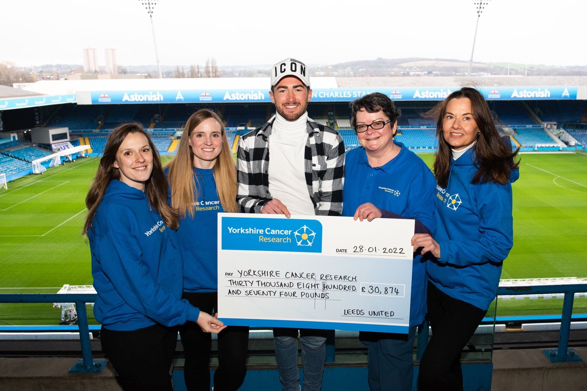 Jack Harrison raised over £30,000 by raffling his signed team shirt (Leeds handout)