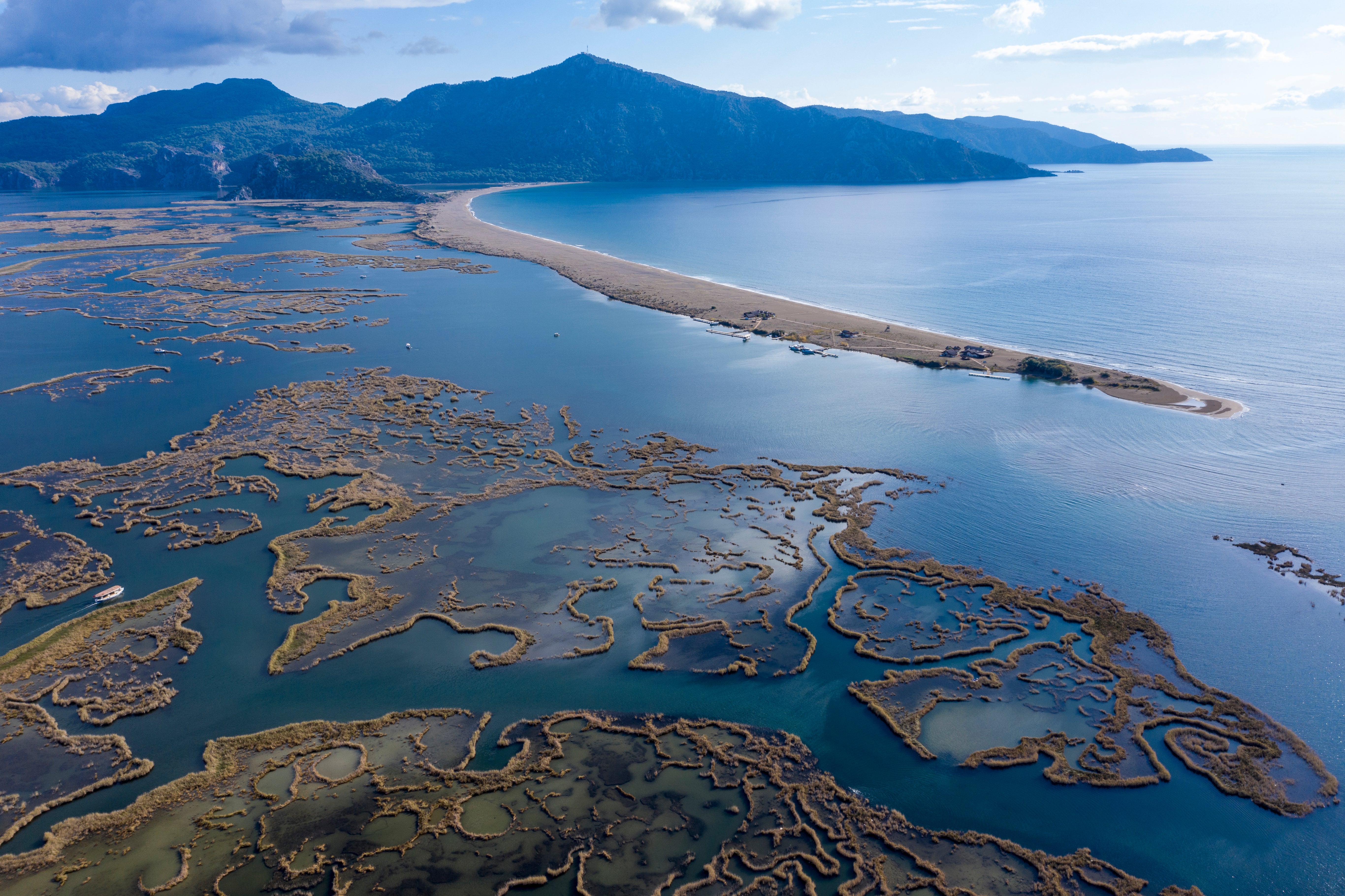 In Dalaman you’ll find forested hills, cloaked with fragrant pine forests, above crystalline waters