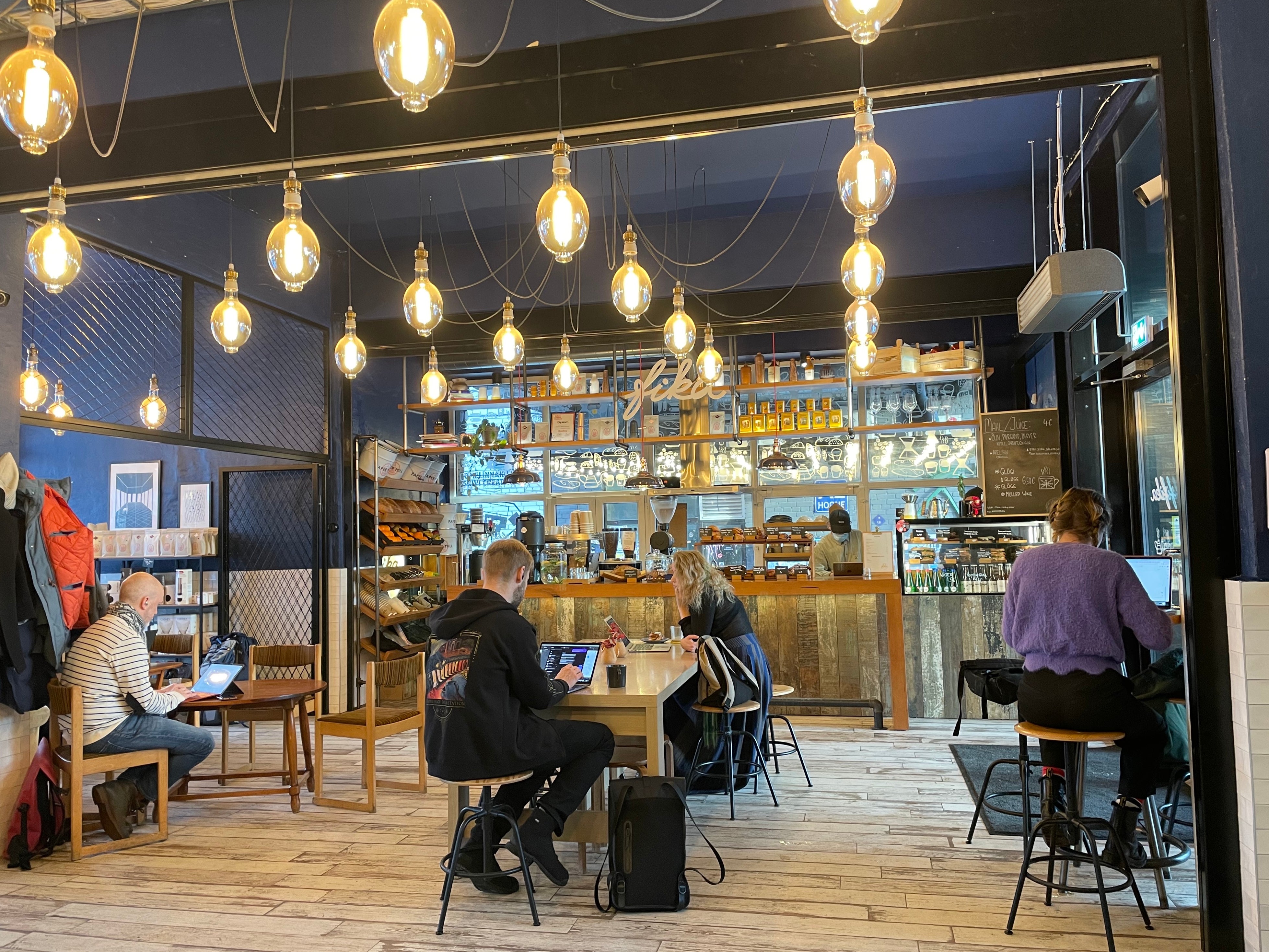 Fika in Telleskivi Creative City attracts remote workers