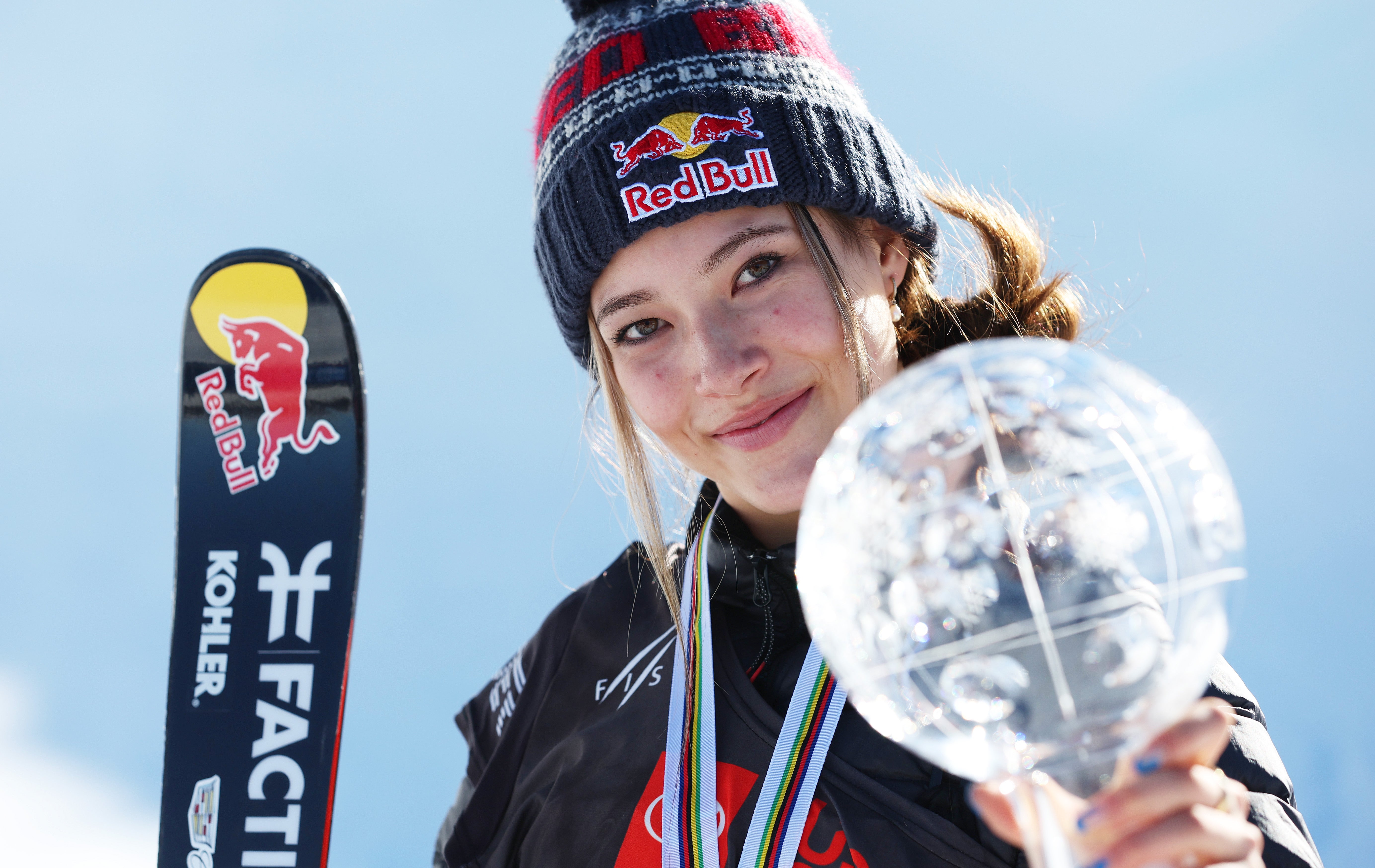 Ailing Eileen Gu of Team China poses for a photo with the trophy after placing first in the Women's Freeski Halfpipe competition at the Toyota US Grand Prix at Mammoth Mountain on January 08, 2022 in Mammoth, California.