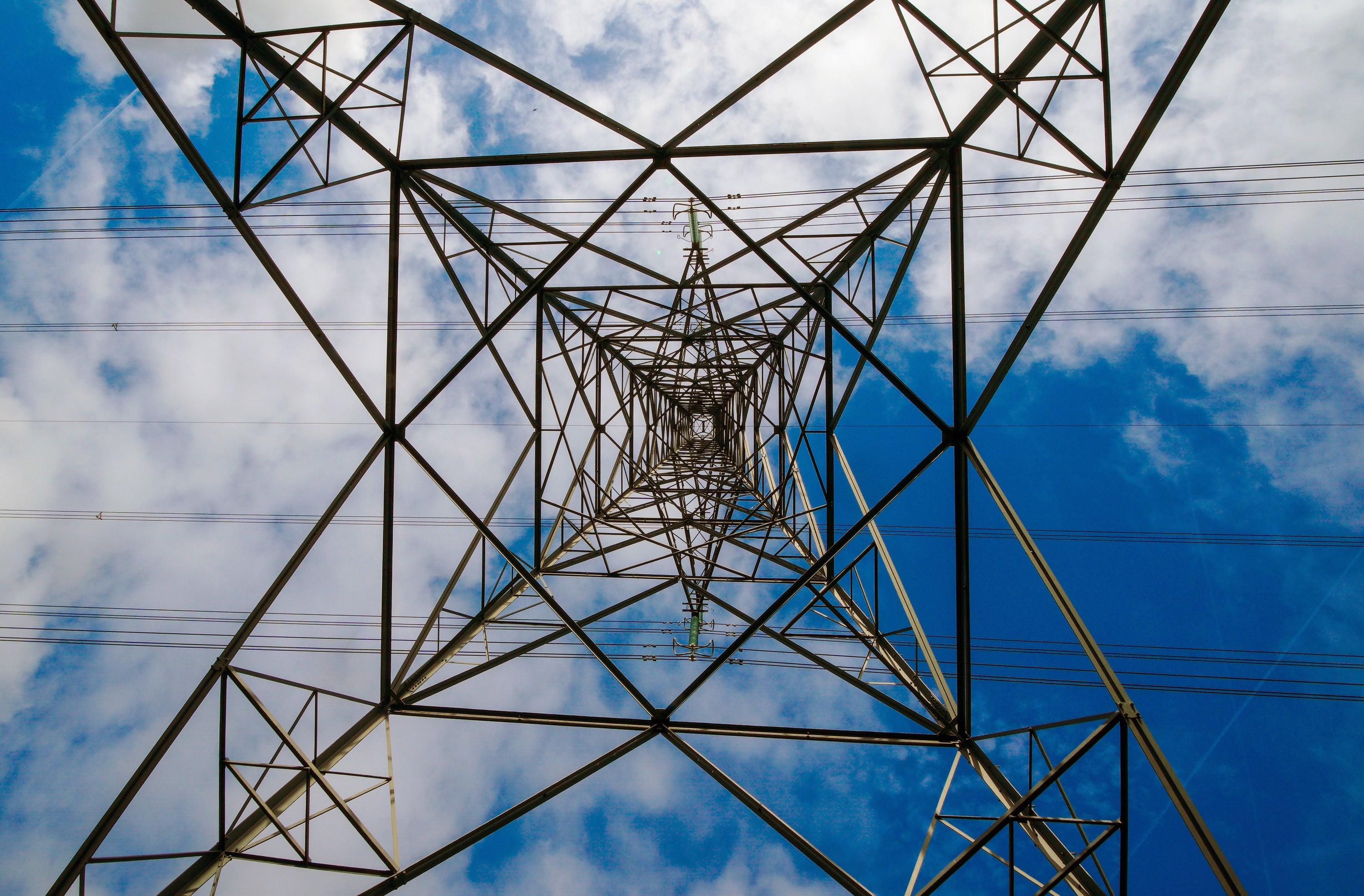 UK households ‘to be given £200 rebates’ to cover soaring energy bills under Treasury plans