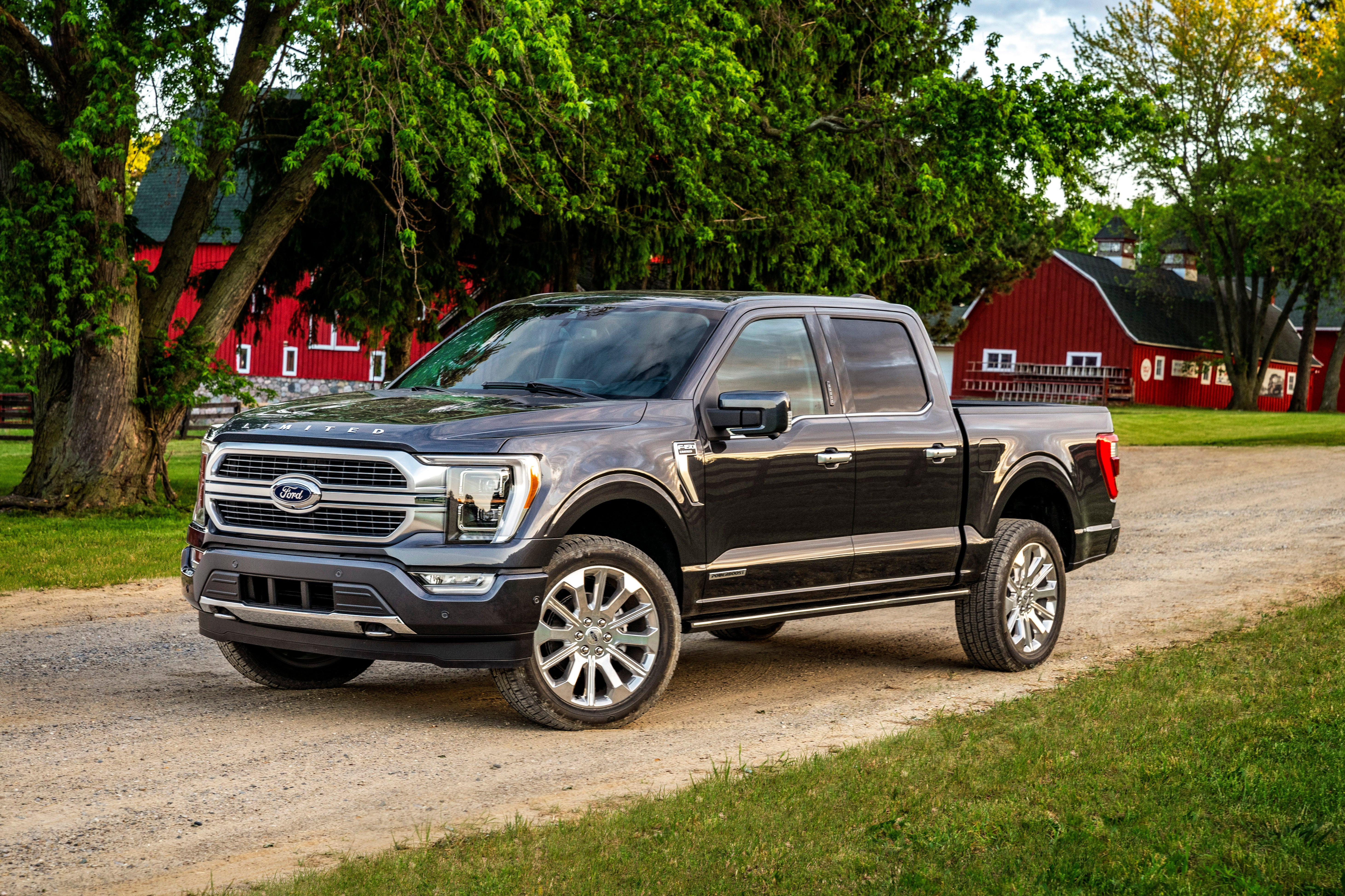 Behind The Wheel Ford F-150 vs Toyota Tundra