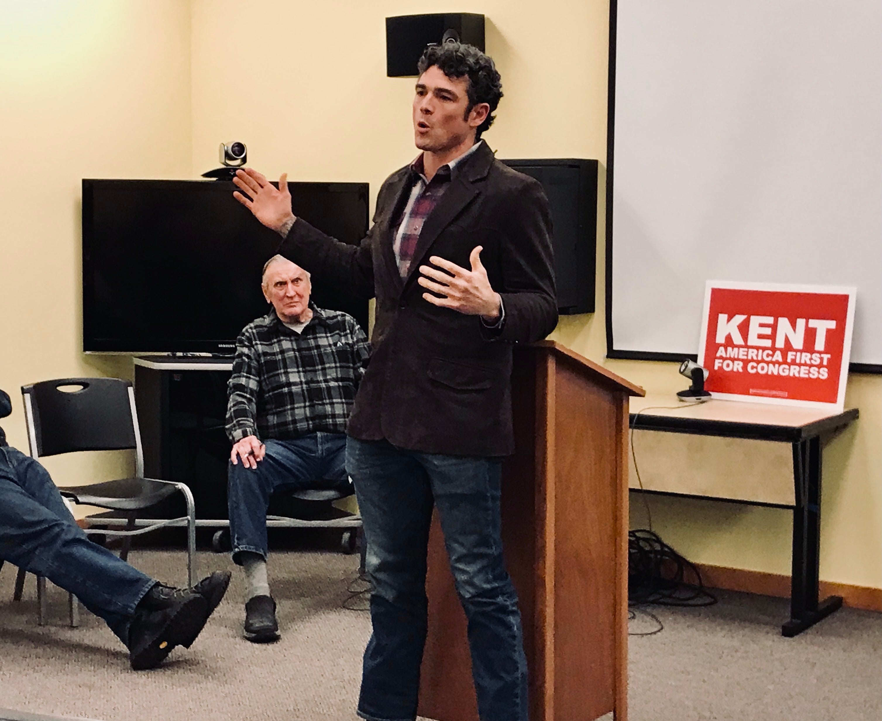 Joe Kent speaks at meeting of Skamania County Republican Party in Washington state