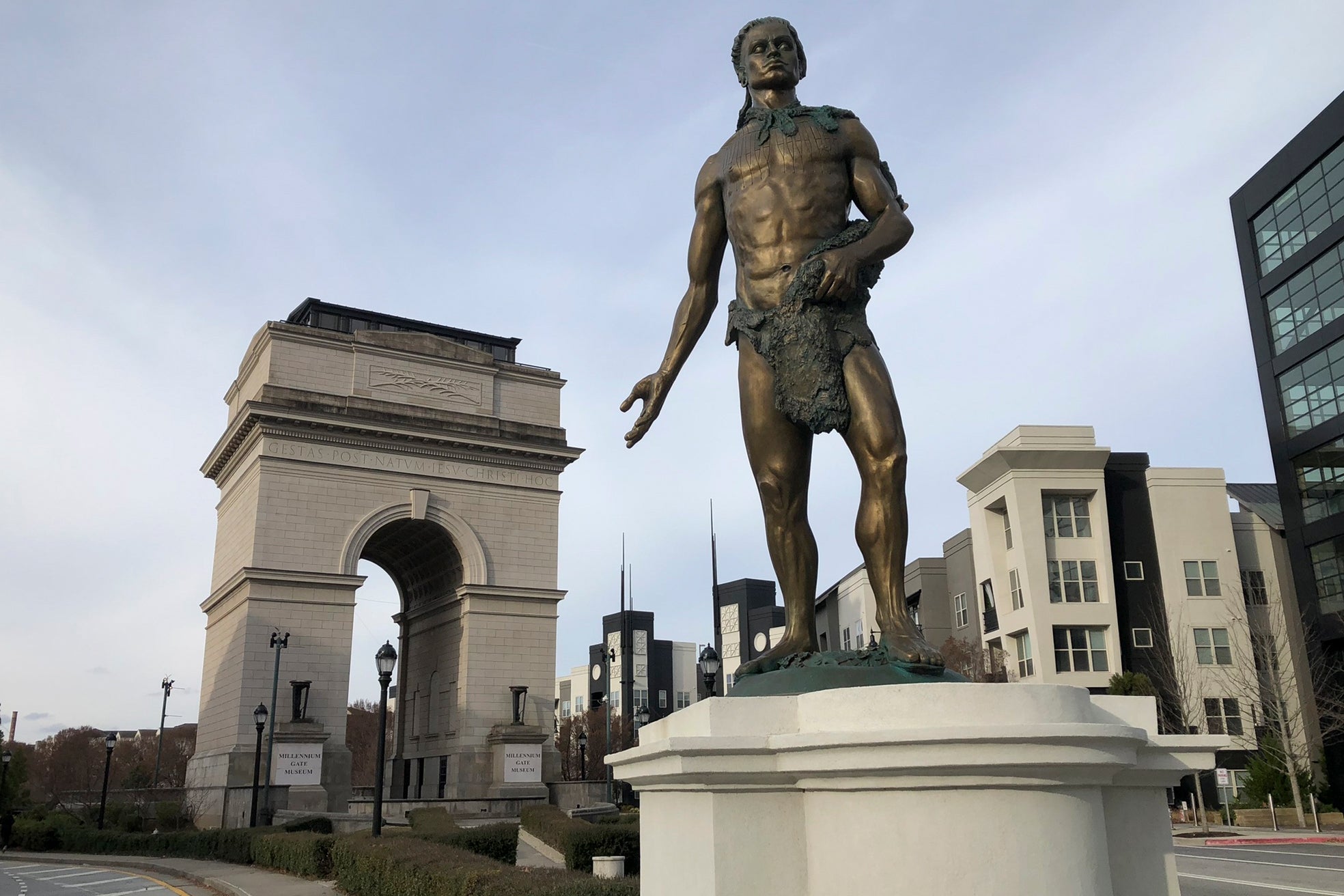 Atlanta-Native American Statue