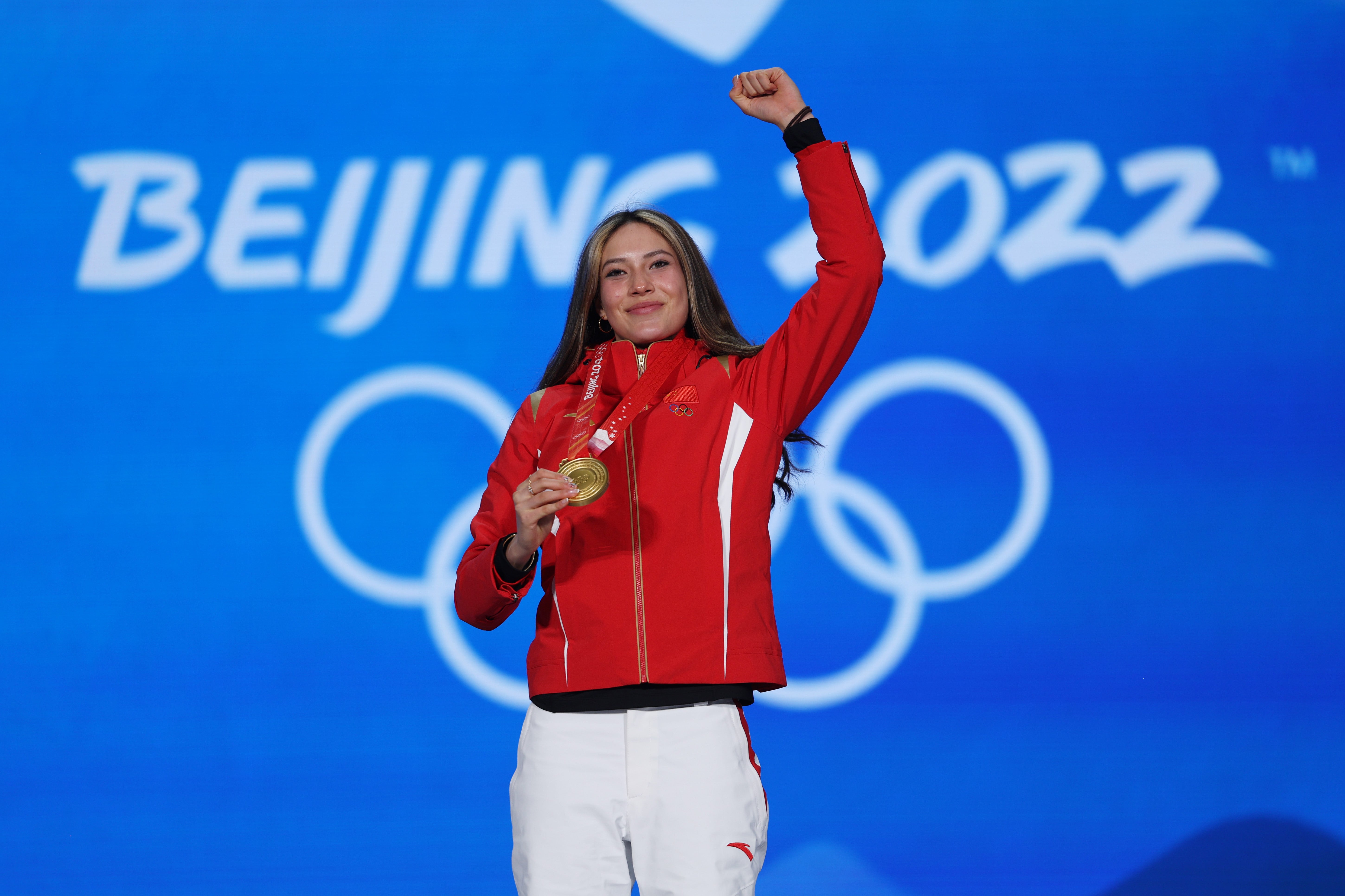 <p>Gold medallist Eileen Gu of Team China celebrates with their medal during the Women's Freestyle Skiing Freeski Big Air medal ceremony </p>