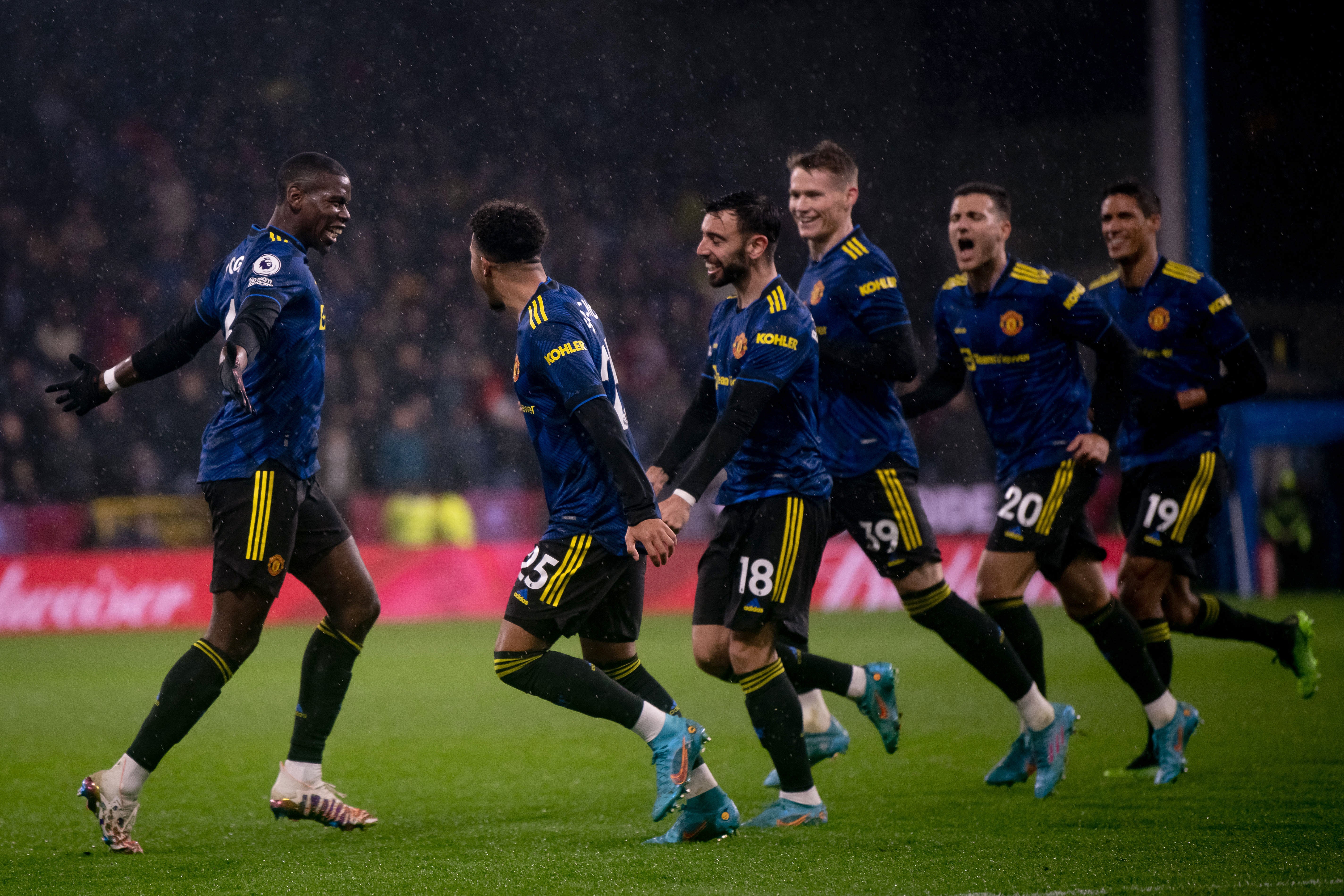 Manchester United celebrate Paul Pogba’s opener