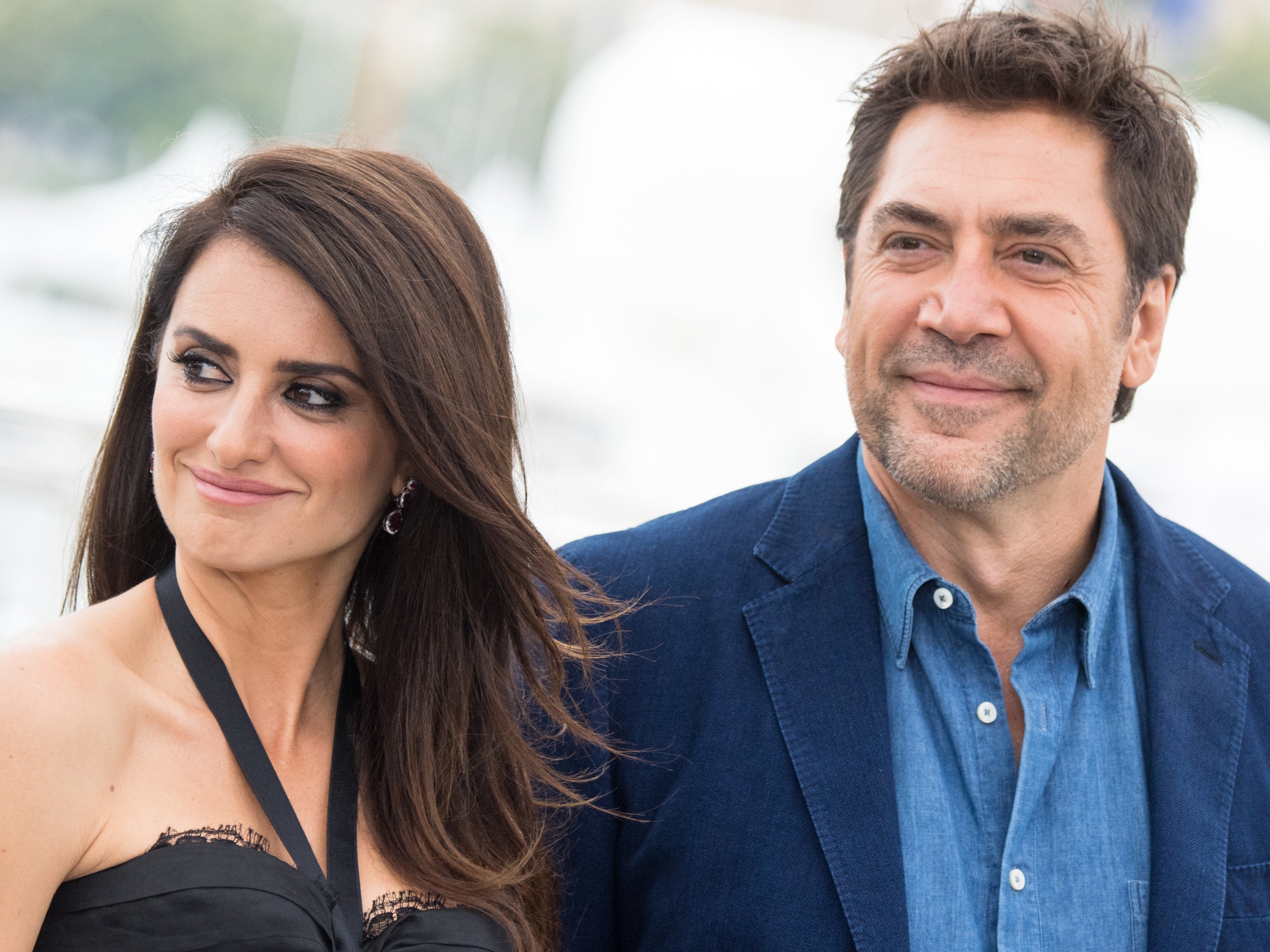 Penélope Cruz and Javier Bardem attend a photocall during the 71st annual Cannes Film Festival on 9 May 2018 in Cannes, France