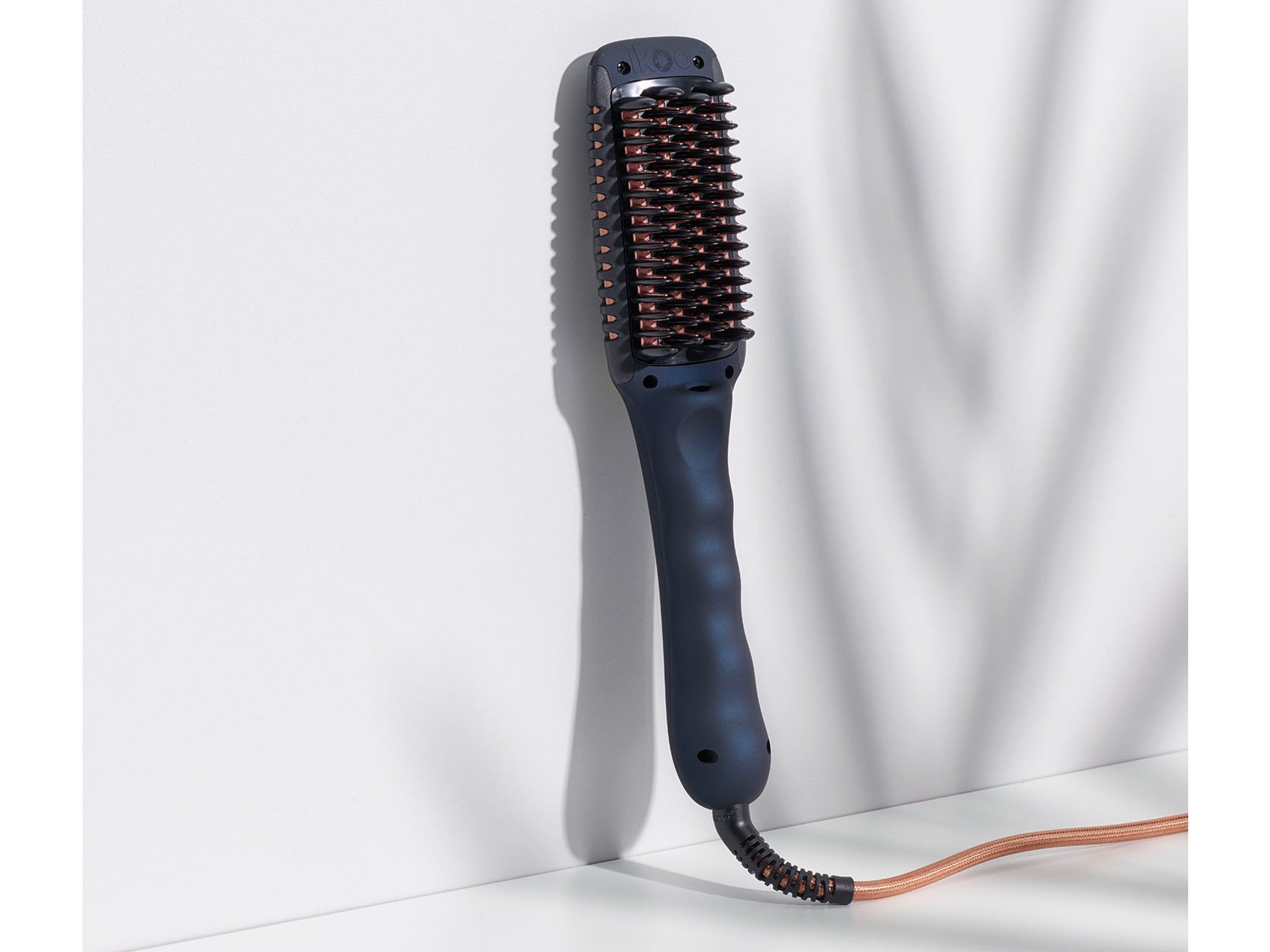 Ikoo E-Styler hair straightening brush indybest