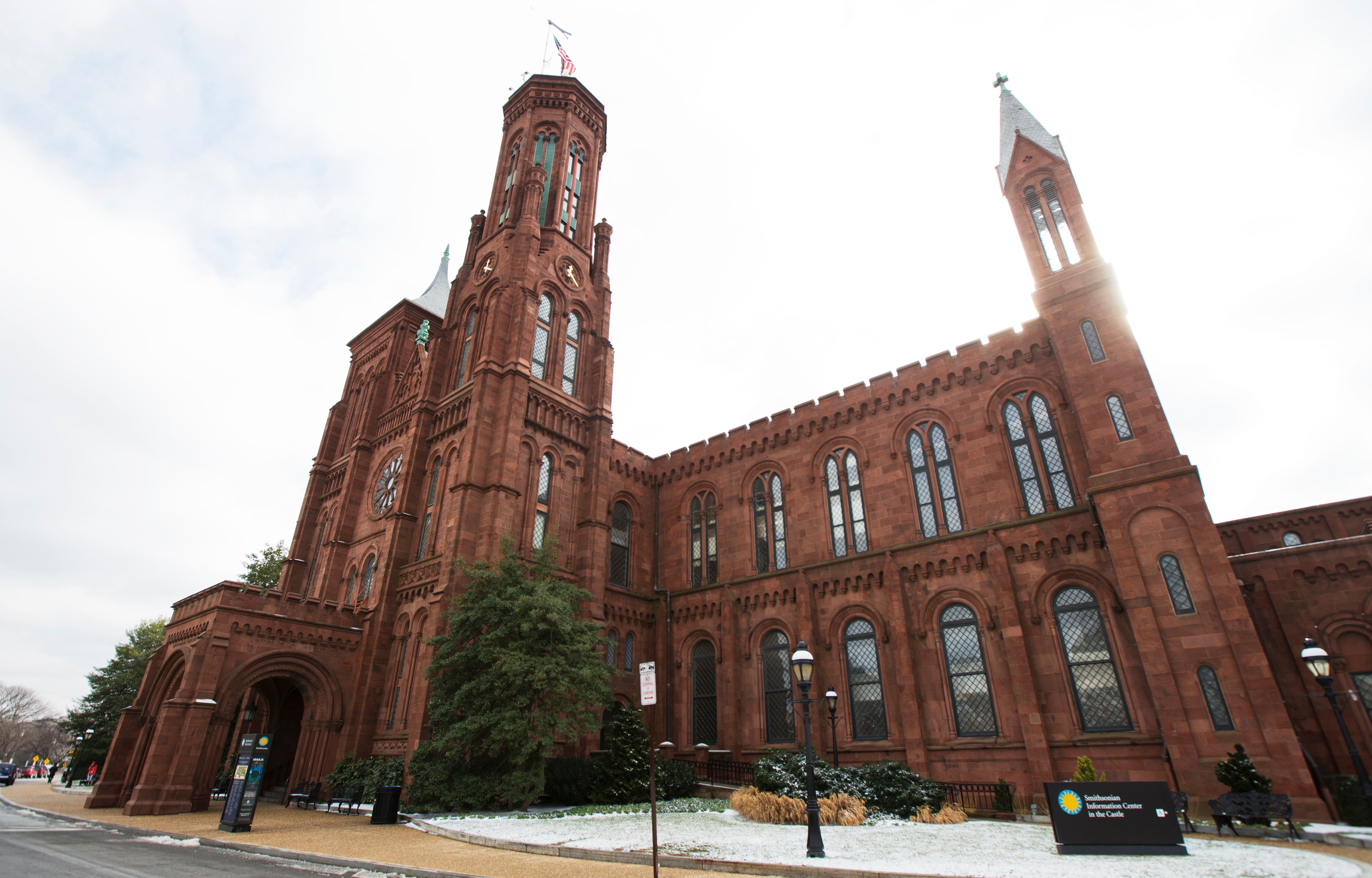 Smithsonian Statues