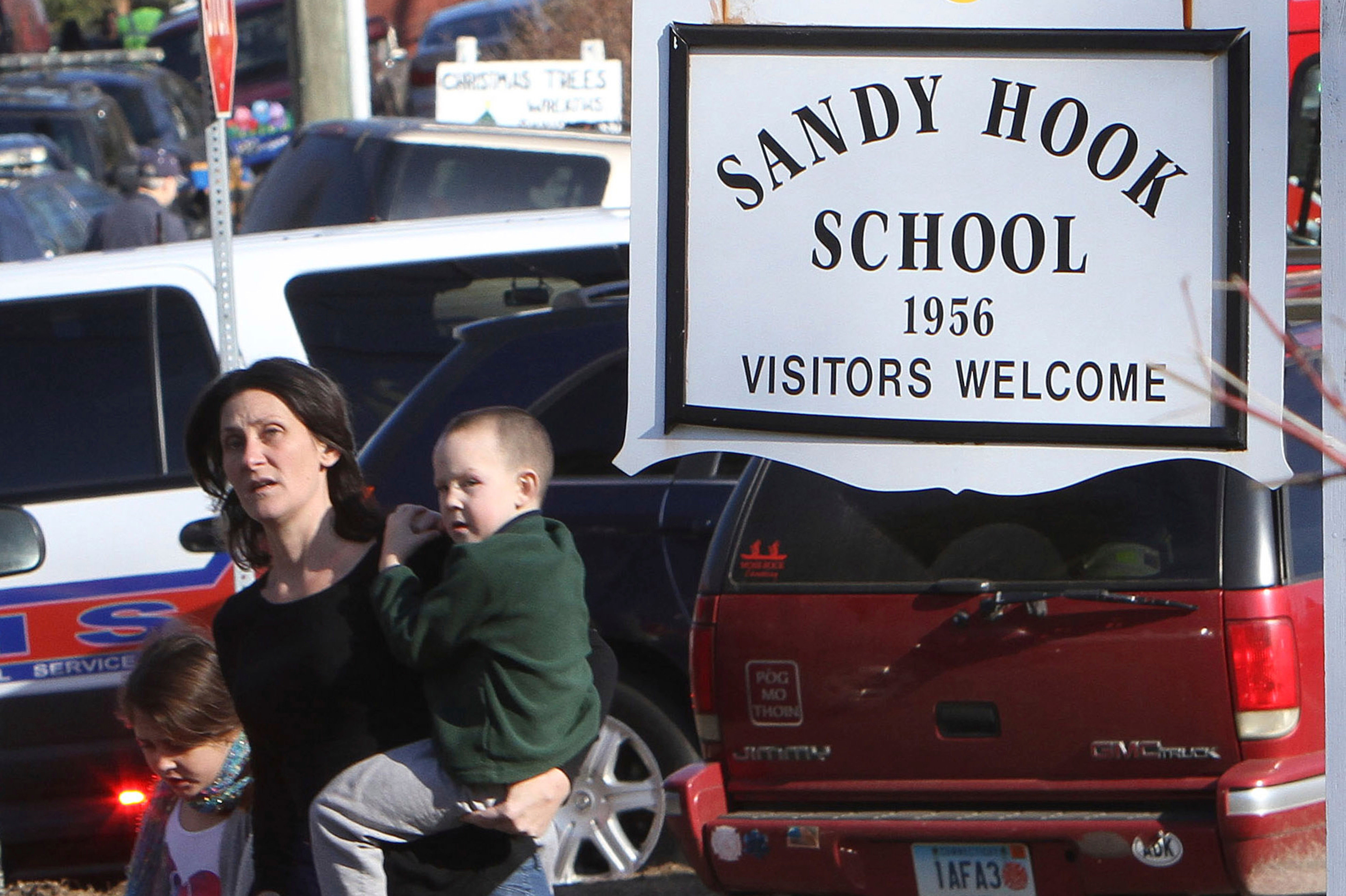 Newtown-Shooting-Gun-Maker