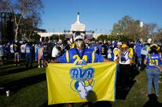 Rams fans cheer Super Bowl champs at LA victory parade