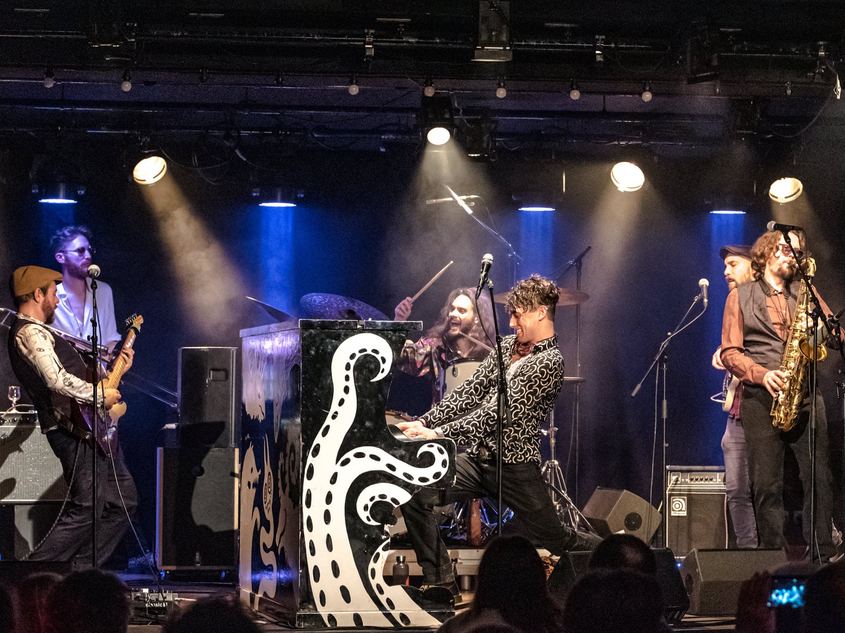 Rock on: Tankus the Henge on stage at Cabaret L’Espace in Migennes, France