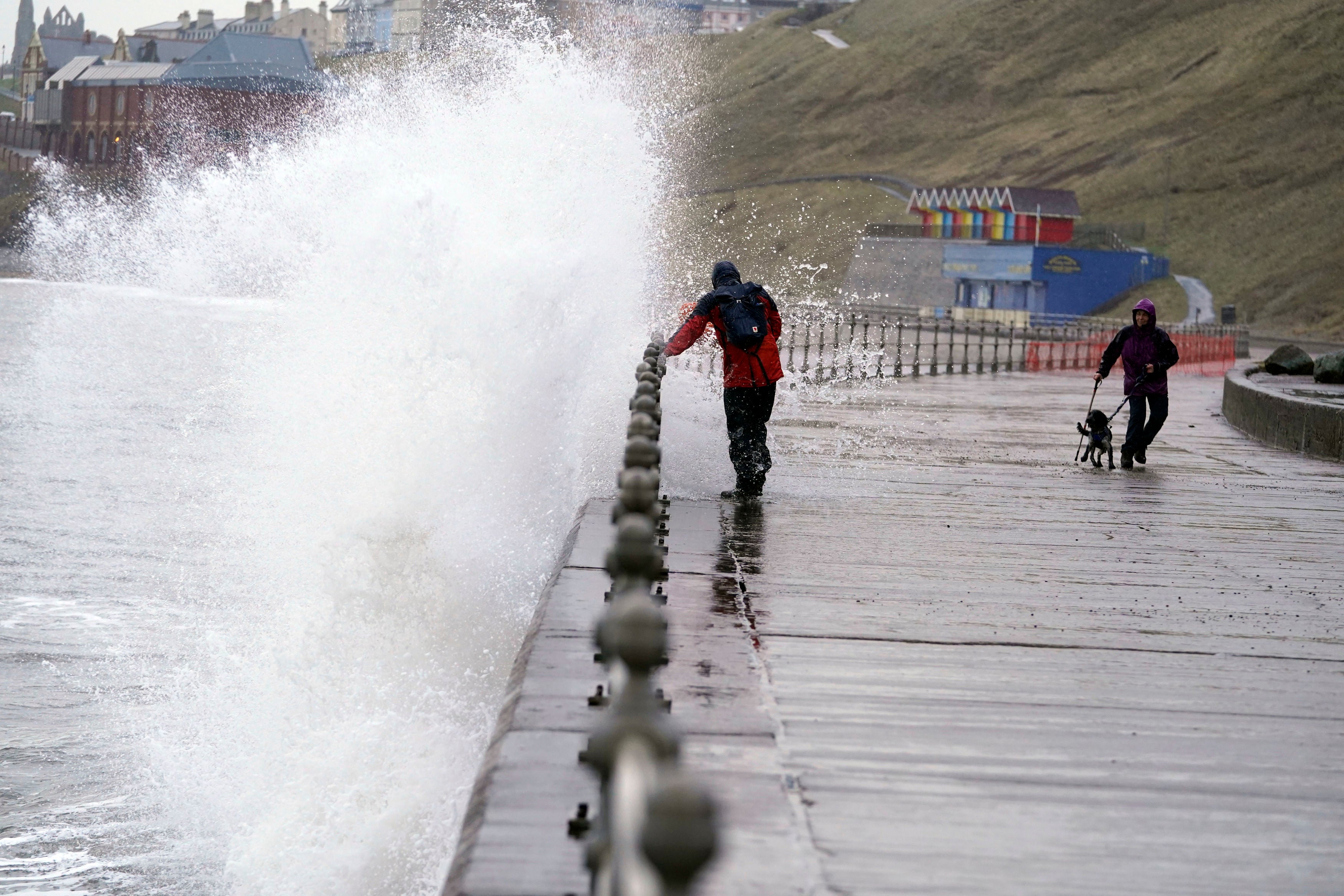 Storm Eunice: Met Office’s yellow, amber and red weather warnings explained
