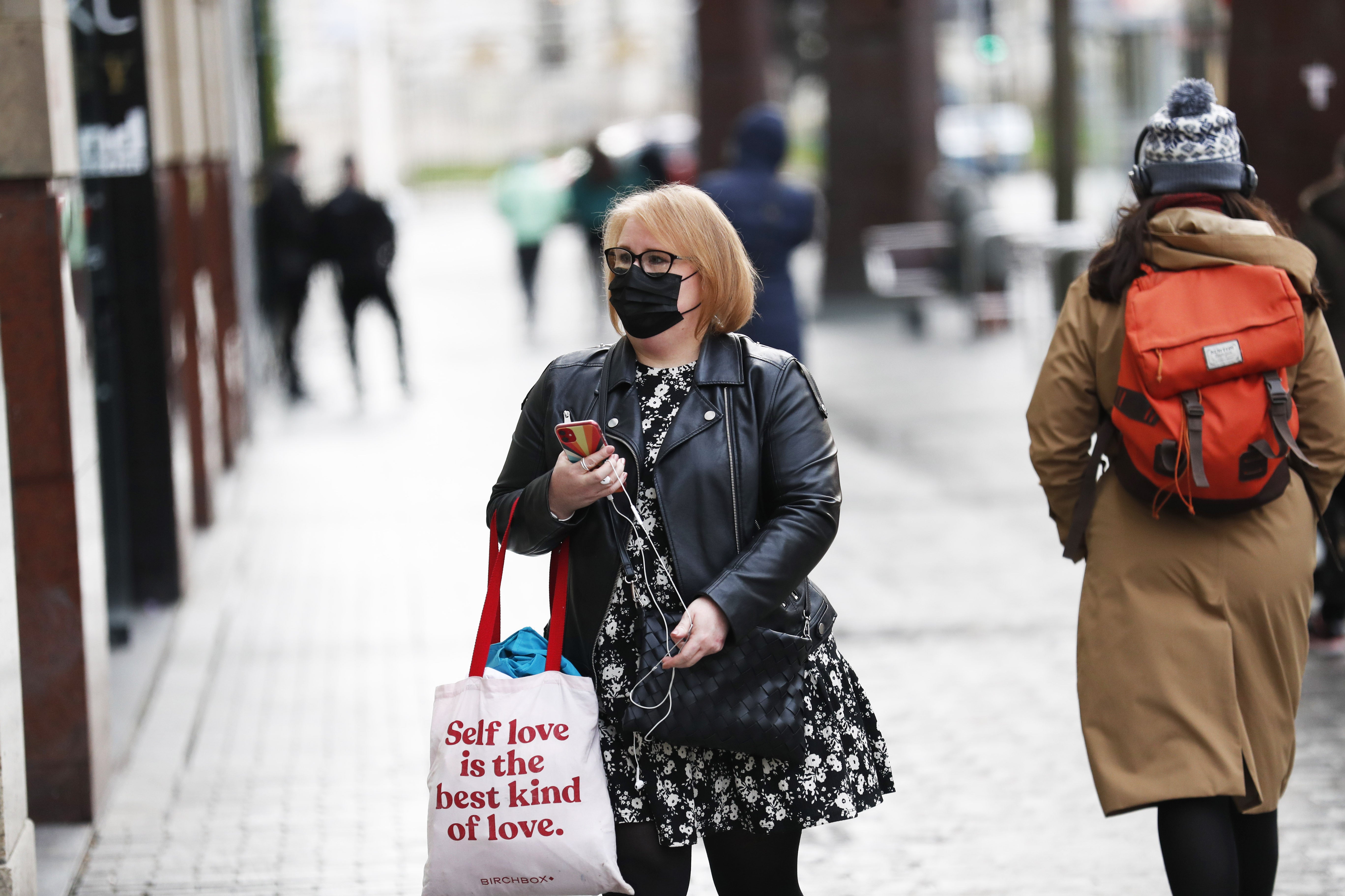 New figures show that retail sales rebounded in January (Peter Morrison/PA)