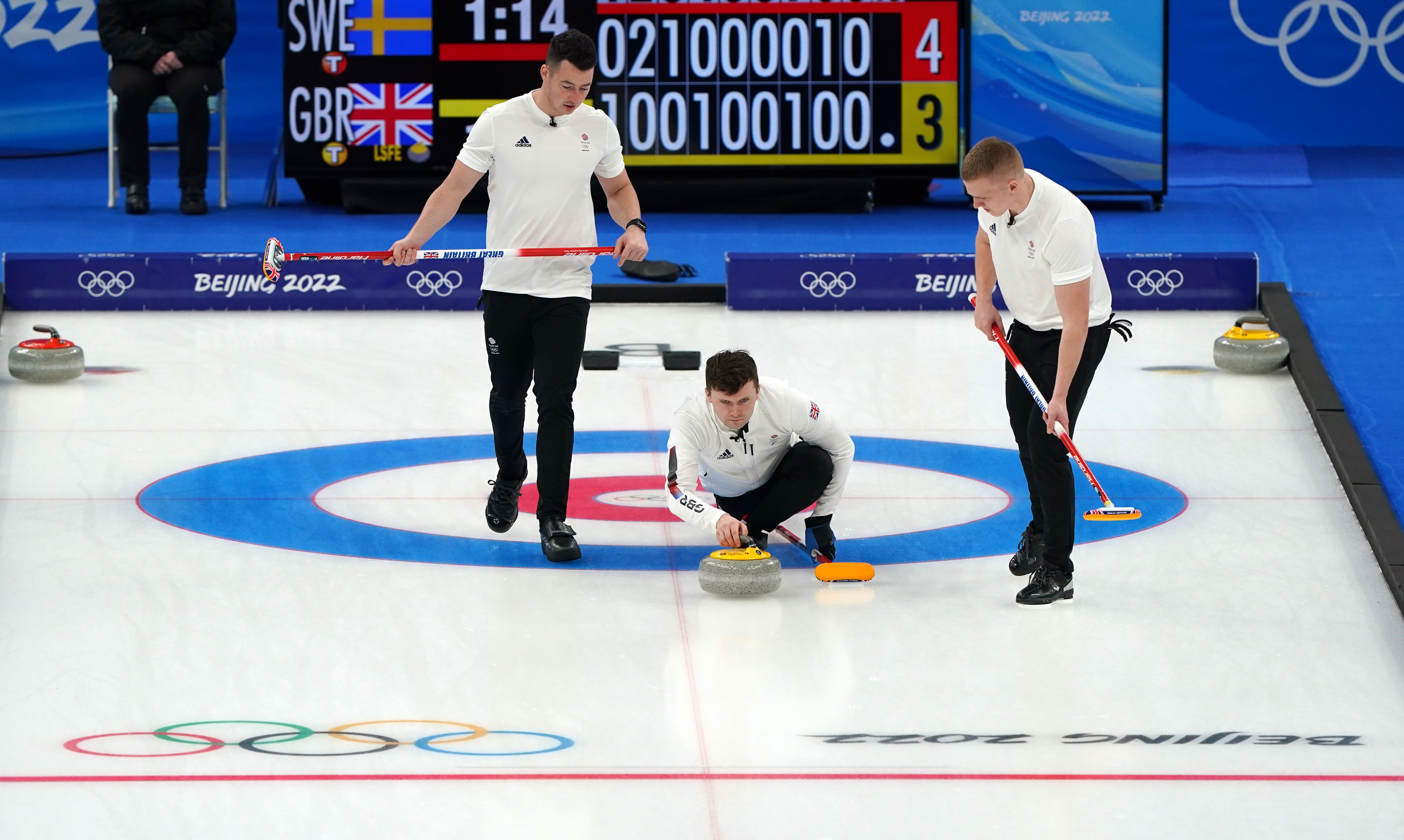 Bruce Mouat releases a stone in the 10th end (Andrew Milligan/PA)