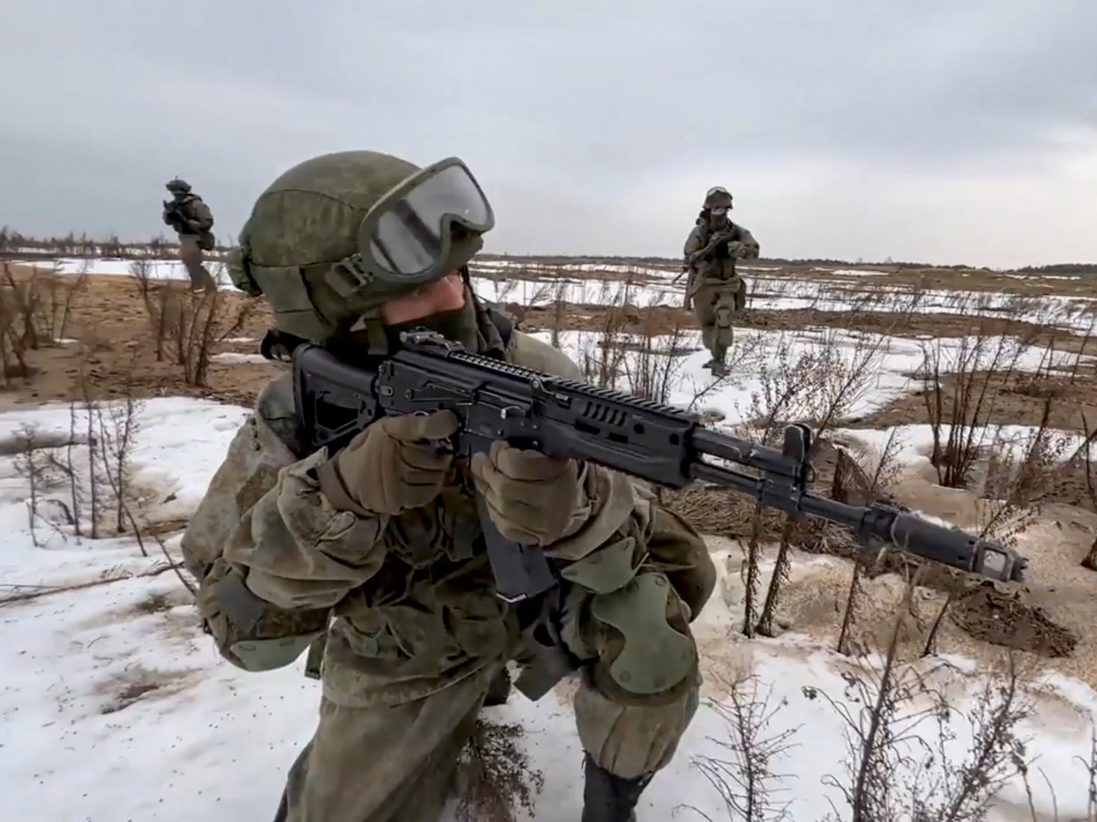 Russian and Belarusian servicemen practise actions to detect, block and destroy illegal armed formations of a mock enemy during a joint operational exercise of the armed forces of Belarus and Russia at a firing range in Brest region of Belarus, 19 February 2022