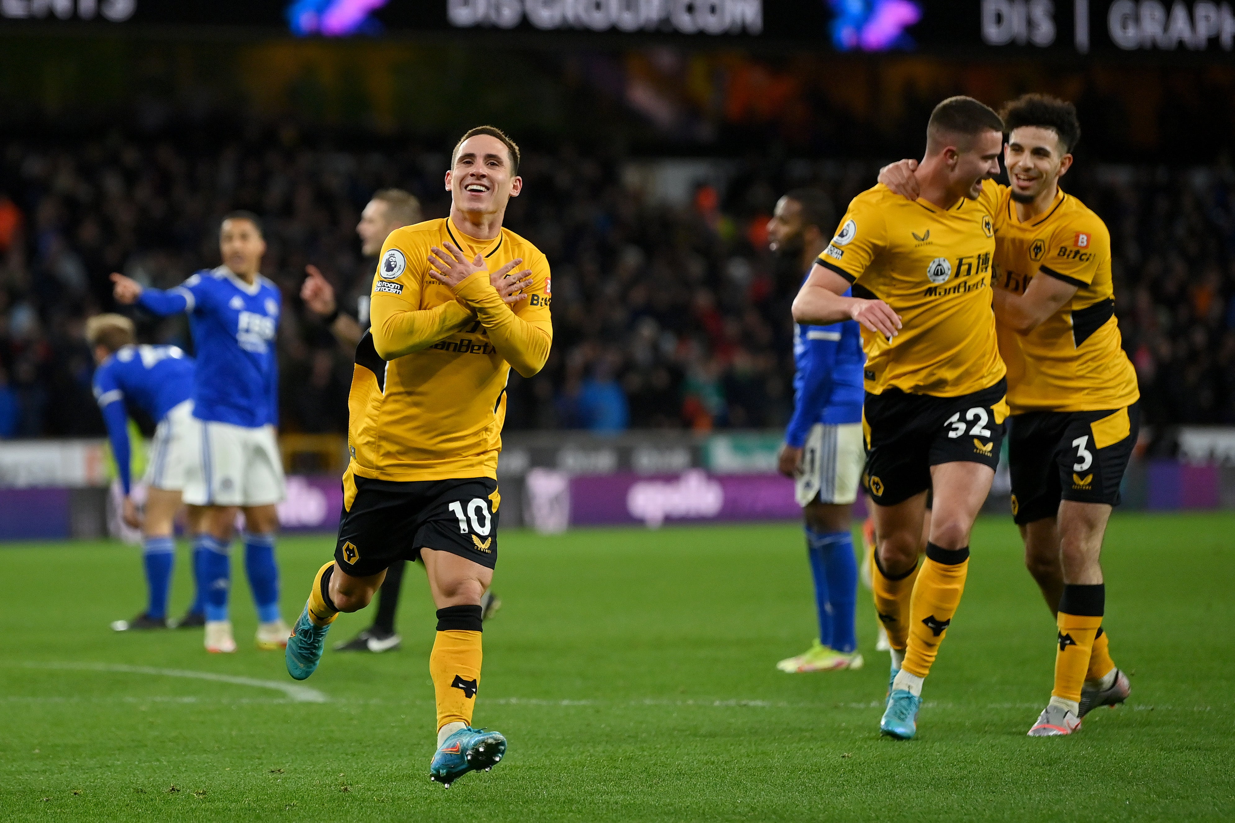 Daniel Podence struck a second-half winner at Molineux