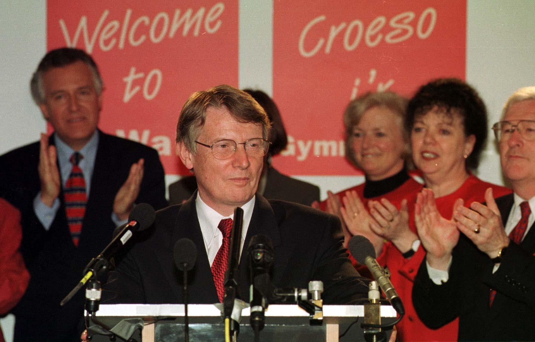 Wales Labour Party leader Alun Michael speaks in Cardiff in 1999